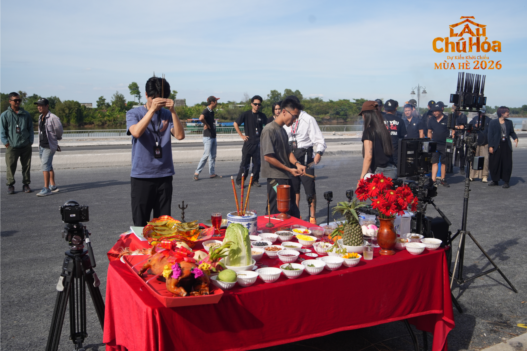 Truyền thuyết đô thị "Con ma nhà họ Hứa" trở lại màn ảnh rộng - Ảnh 3.