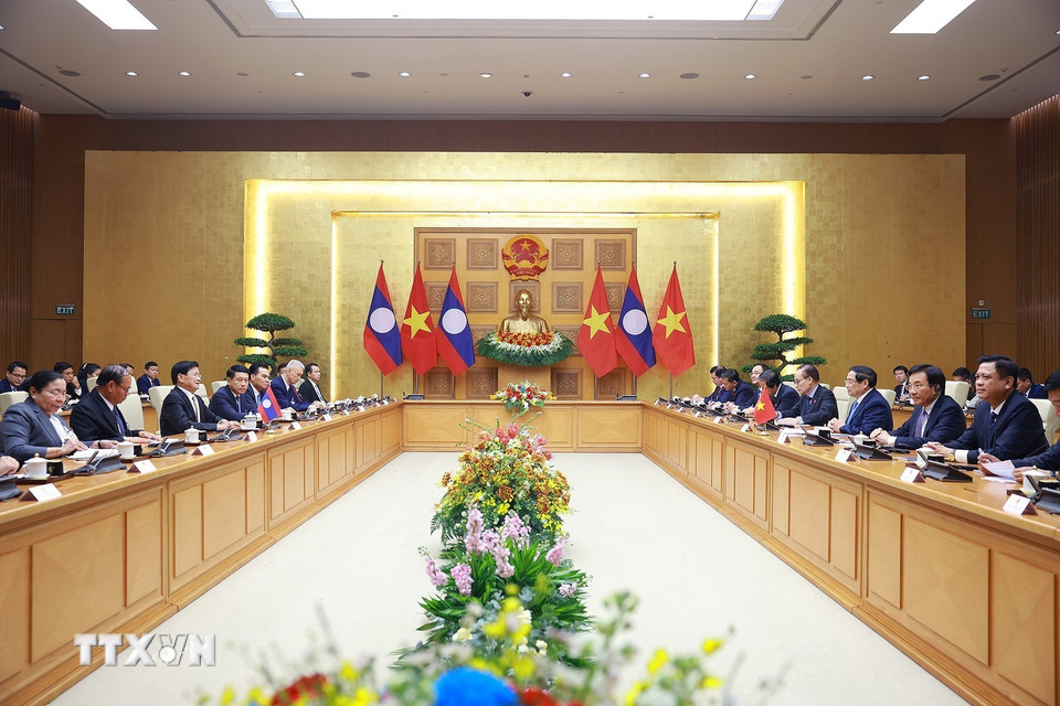 Thủ tướng Phạm Minh Ch&iacute;nh hội kiến Tổng B&iacute; thư, Chủ tịch nước L&agrave;o - Ảnh 2.