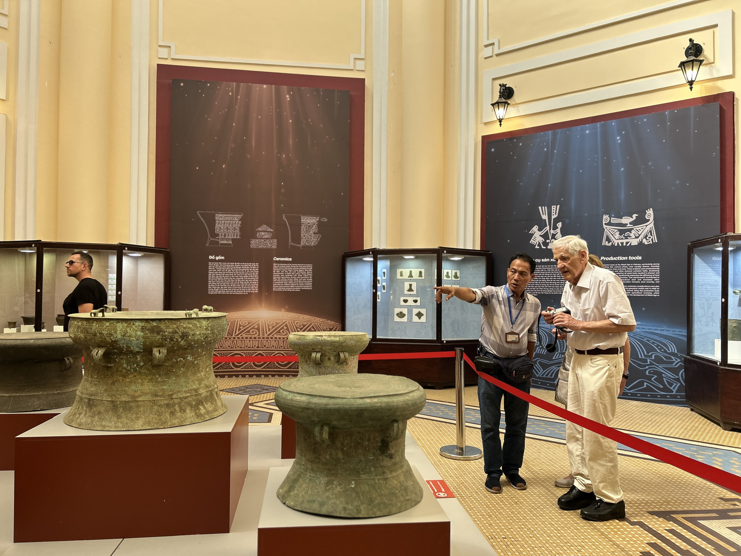 Khai mạc trưng bày chuyên đề “Đồng vọng” - Ảnh 2.