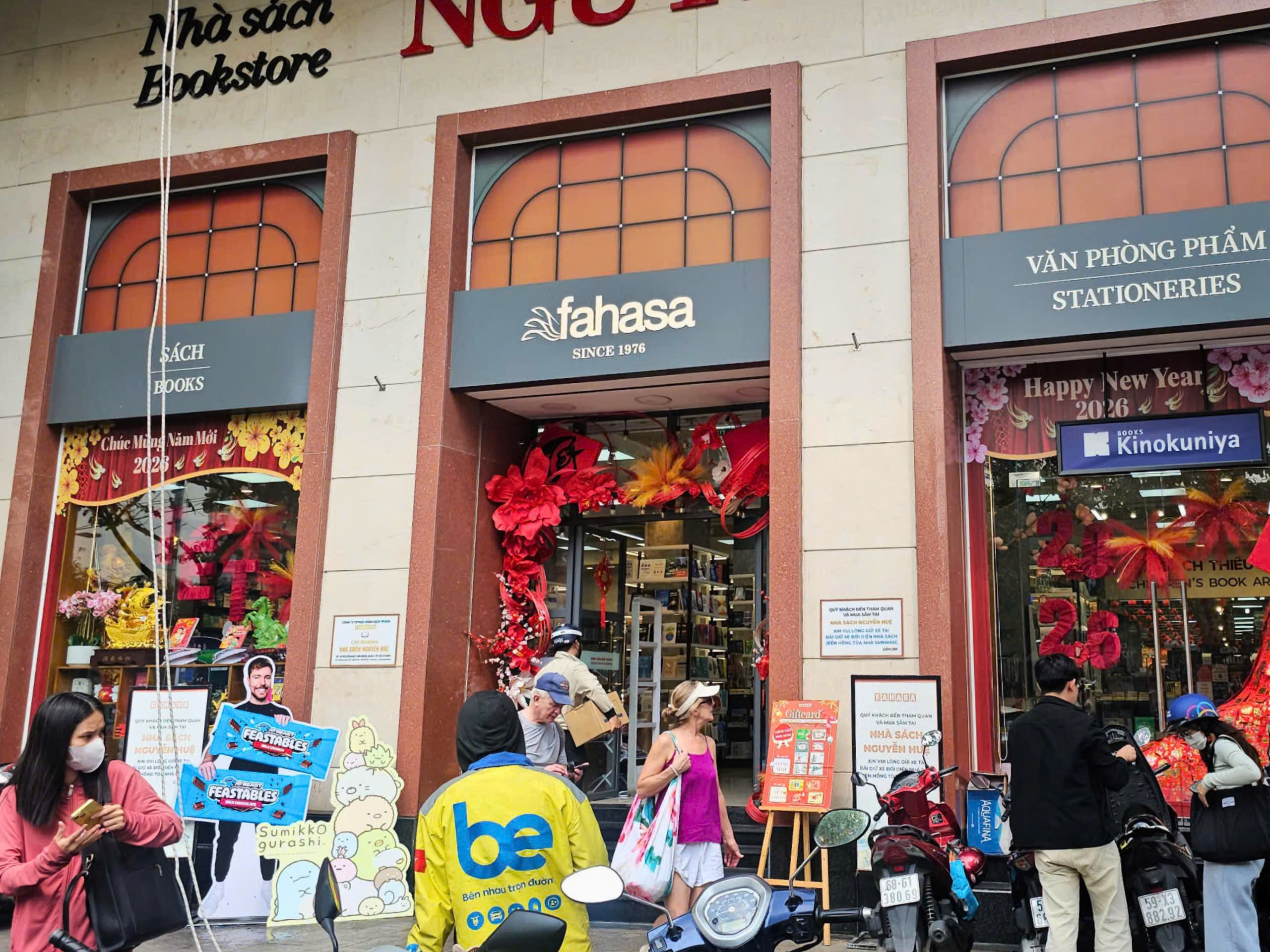 Mặt bằng kinh doanh sôi động trở lại - Ảnh 1.