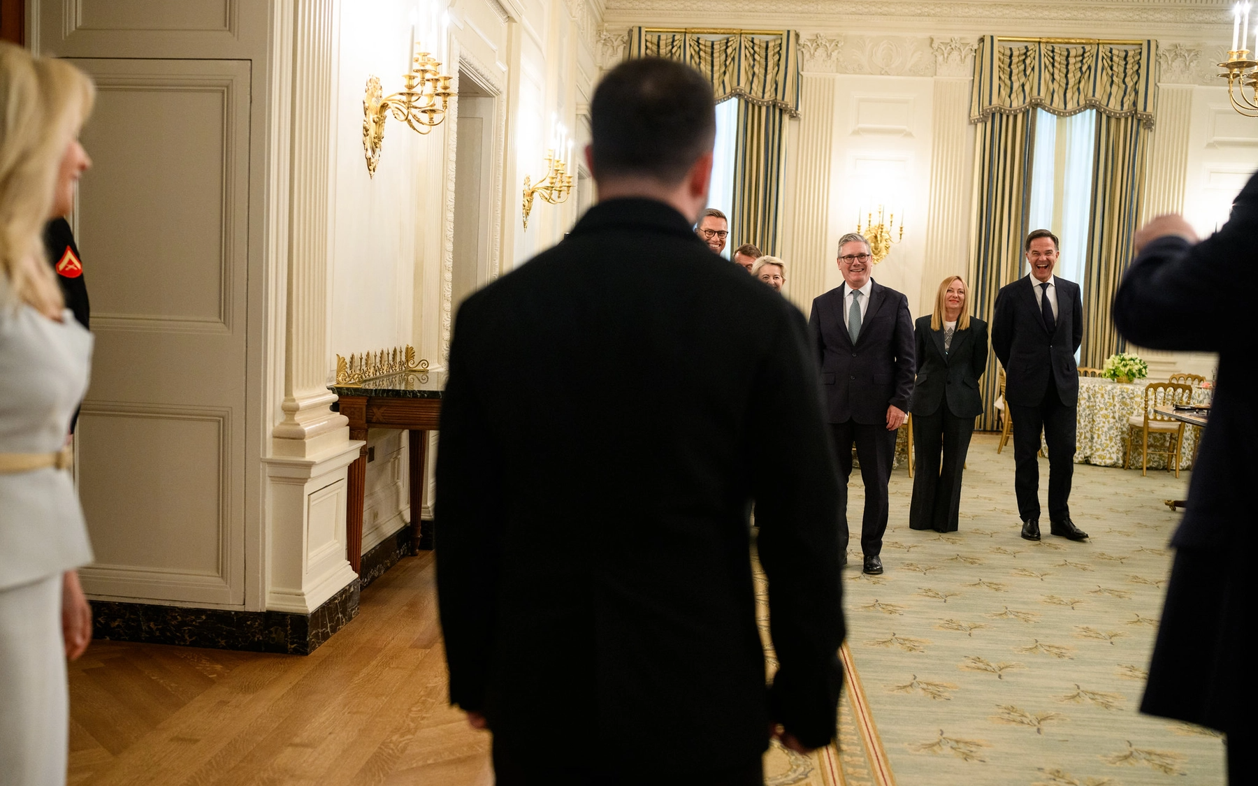 Điểm n&oacute;ng xung đột ng&agrave;y 3-2: Chuy&ecirc;n gia Nga cảnh b&aacute;o "nắm đấm hạt nh&acirc;n" ở Bắc &Acirc;u - Ảnh 2.