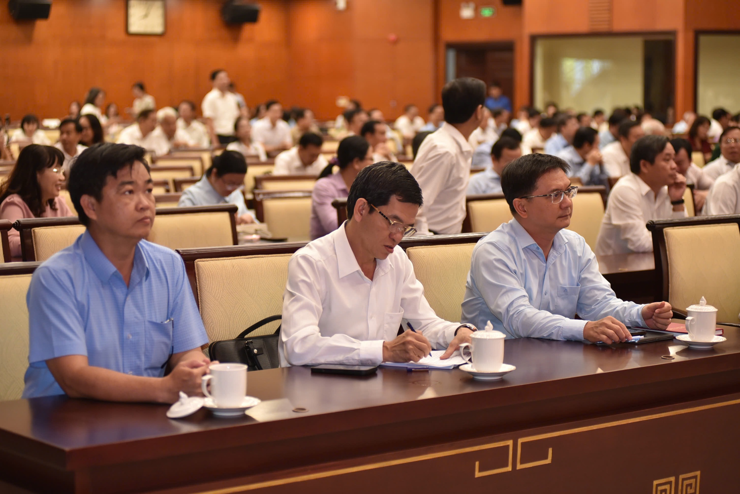 B&iacute; thư Trần Lưu Quang chủ tr&igrave; hội nghị th&ocirc;ng b&aacute;o kết quả Đại hội XIV tại TPHCM - Ảnh 3.