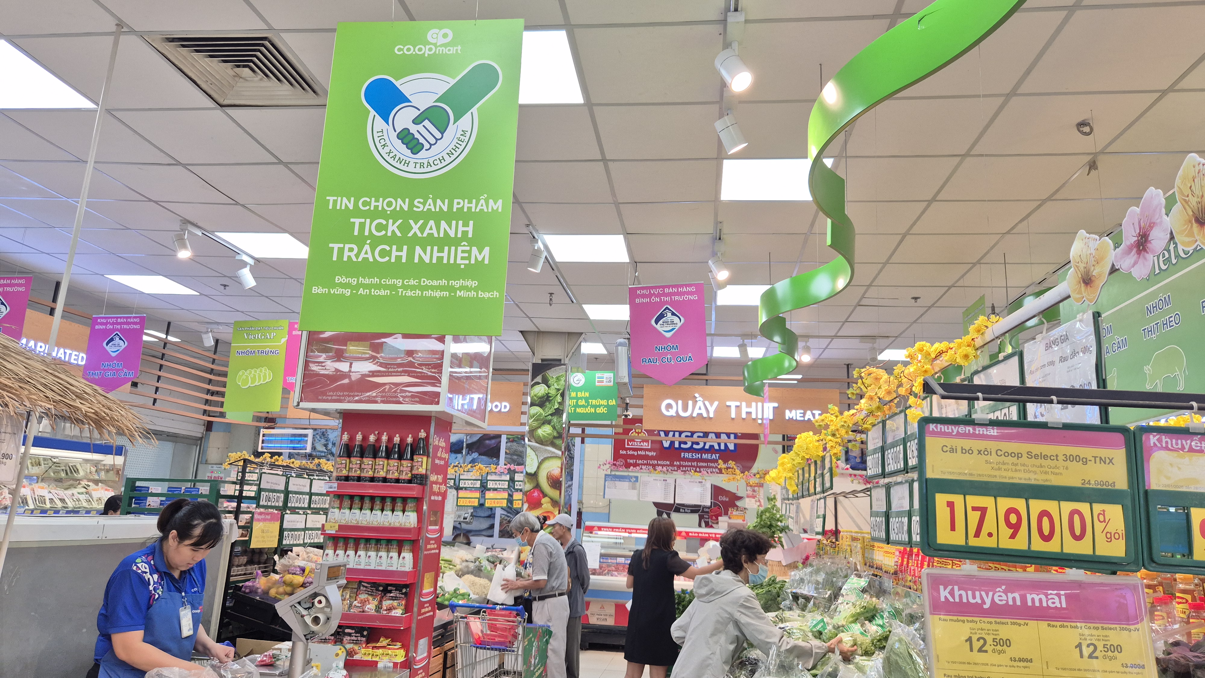 Sản phẩm "Tick xanh trách nhiệm" hút khách - Ảnh 1.