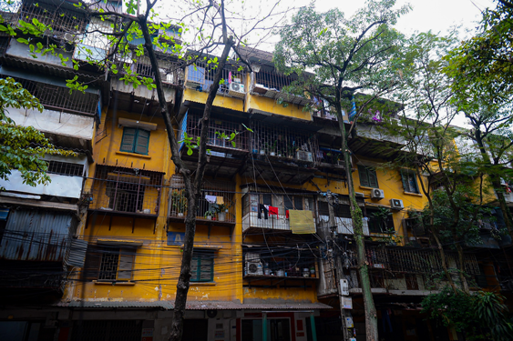 Gỡ vướng, tăng tốc cải tạo chung cư cũ - Ảnh 1.