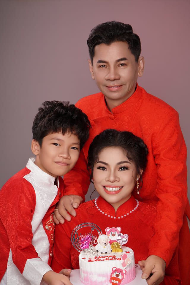 Cao Mỹ Châu, Huỳnh Nhật, Cát Phượng hội ngộ ca cảnh "Mai Vàng khát vọng vươn cao" - Ảnh 2.