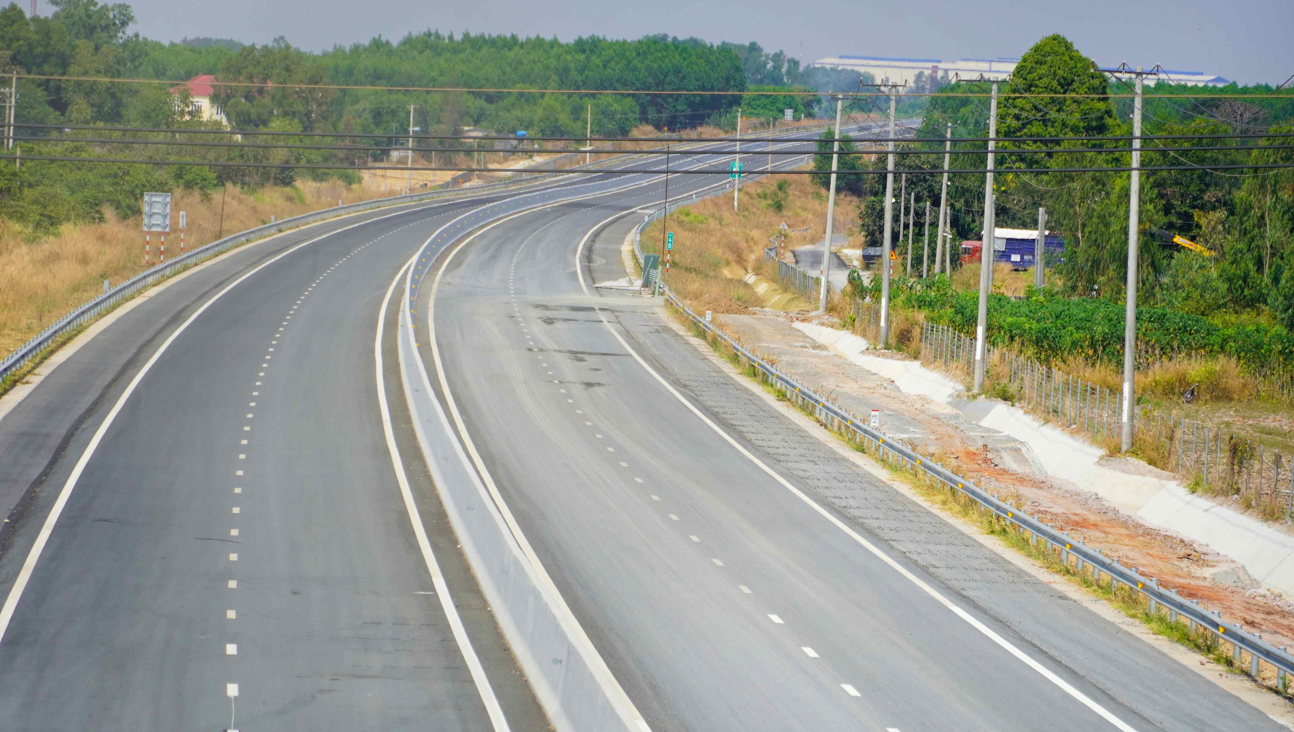 Diện mạo cao tốc Bi&ecirc;n H&ograve;a - Vũng T&agrave;u trước ng&agrave;y th&ocirc;ng xe - Ảnh 5.