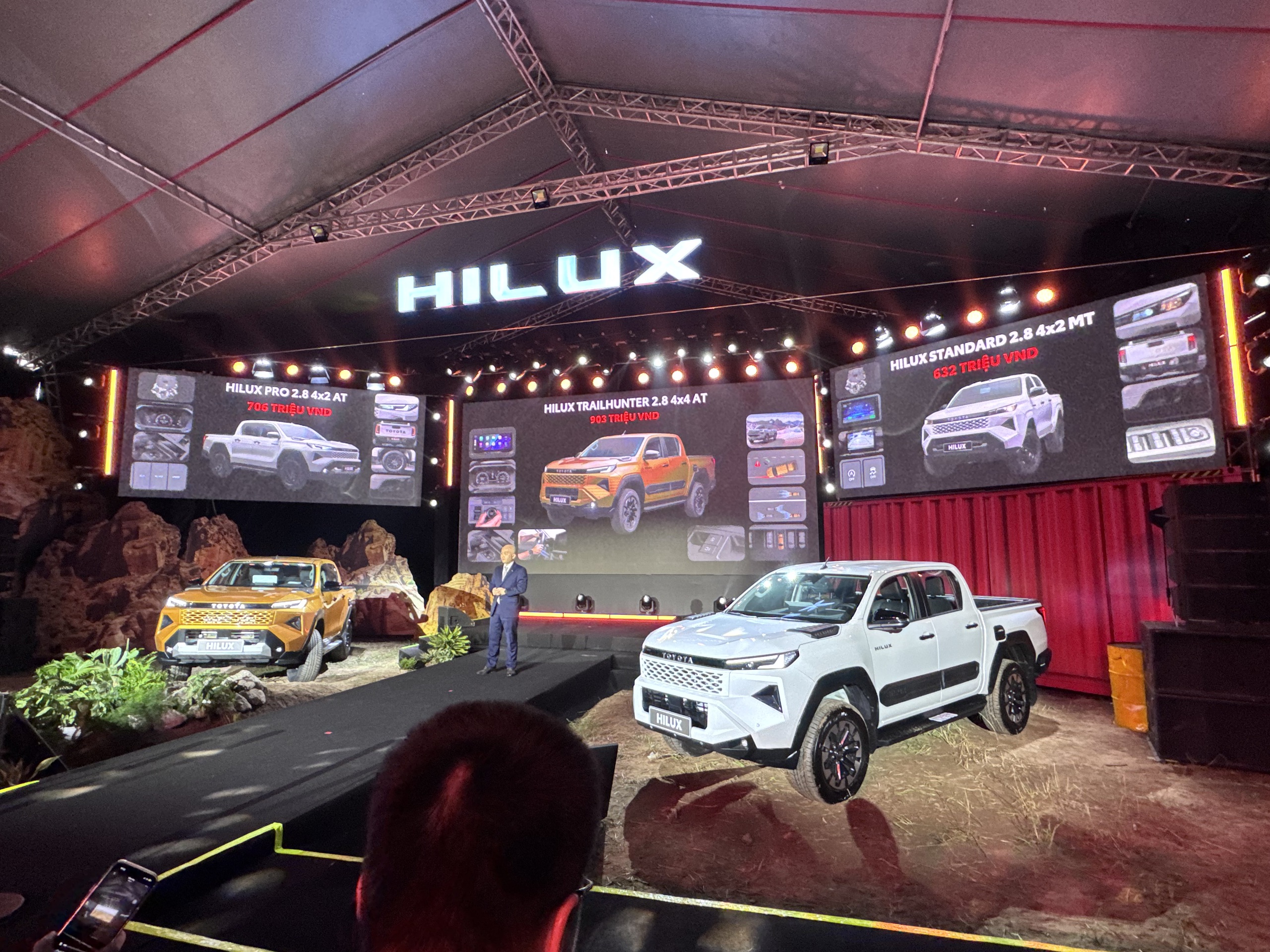 Thị trường xe bán tải 2026: Hilux mới liệu có làm thay đổi cuộc chơi? - Ảnh 2. Thị trường xe bán tải 2026: Hilux mới liệu có làm thay đổi cuộc chơi? - Ảnh 2.