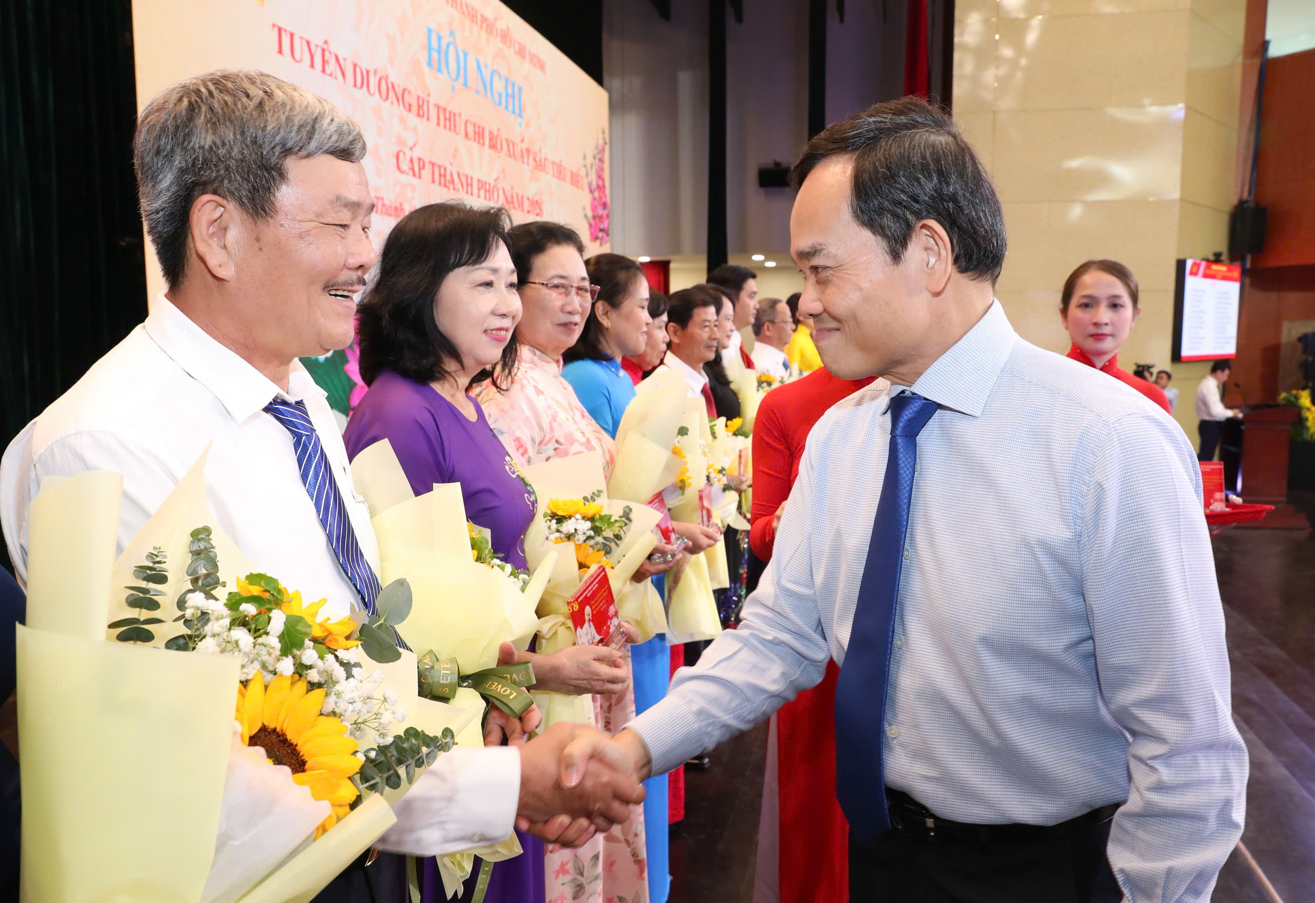 TPHCM tuy&ecirc;n dương 233 B&iacute; thư Chi bộ xuất sắc ti&ecirc;u biểu năm 2026 - Ảnh 8.