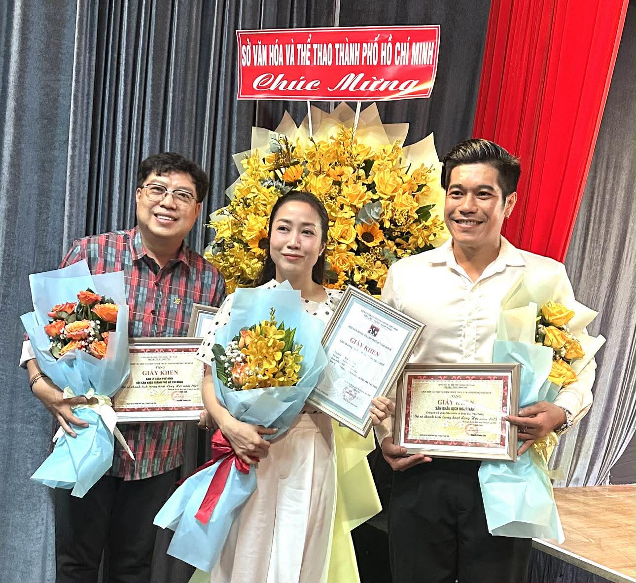 Vũ Luân, Ốc Thanh Vân được vinh danh tại Lễ tổng kết Hội Sân khấu 2025 - Ảnh 6.