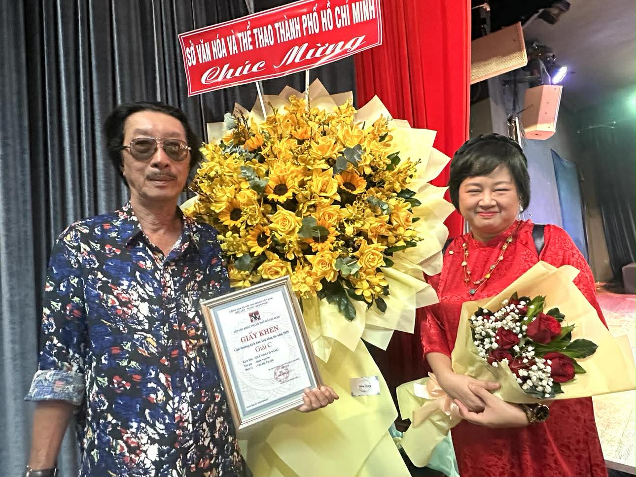 Vũ Luân, Ốc Thanh Vân được vinh danh tại Lễ tổng kết Hội Sân khấu 2025 - Ảnh 4.