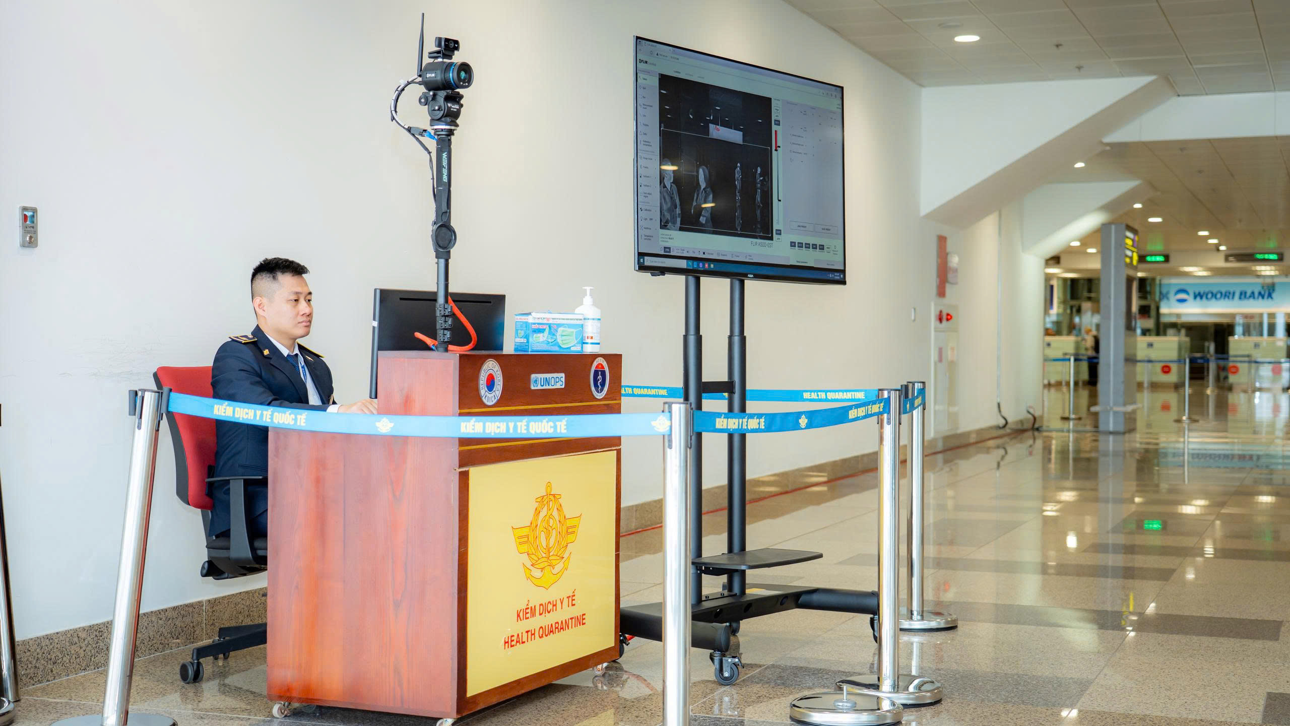 Ngăn chặn virus Nipah: Cận cảnh m&aacute;y qu&eacute;t hồng ngoại hiện đại tại s&acirc;n bay Nội B&agrave;i - Ảnh 5.