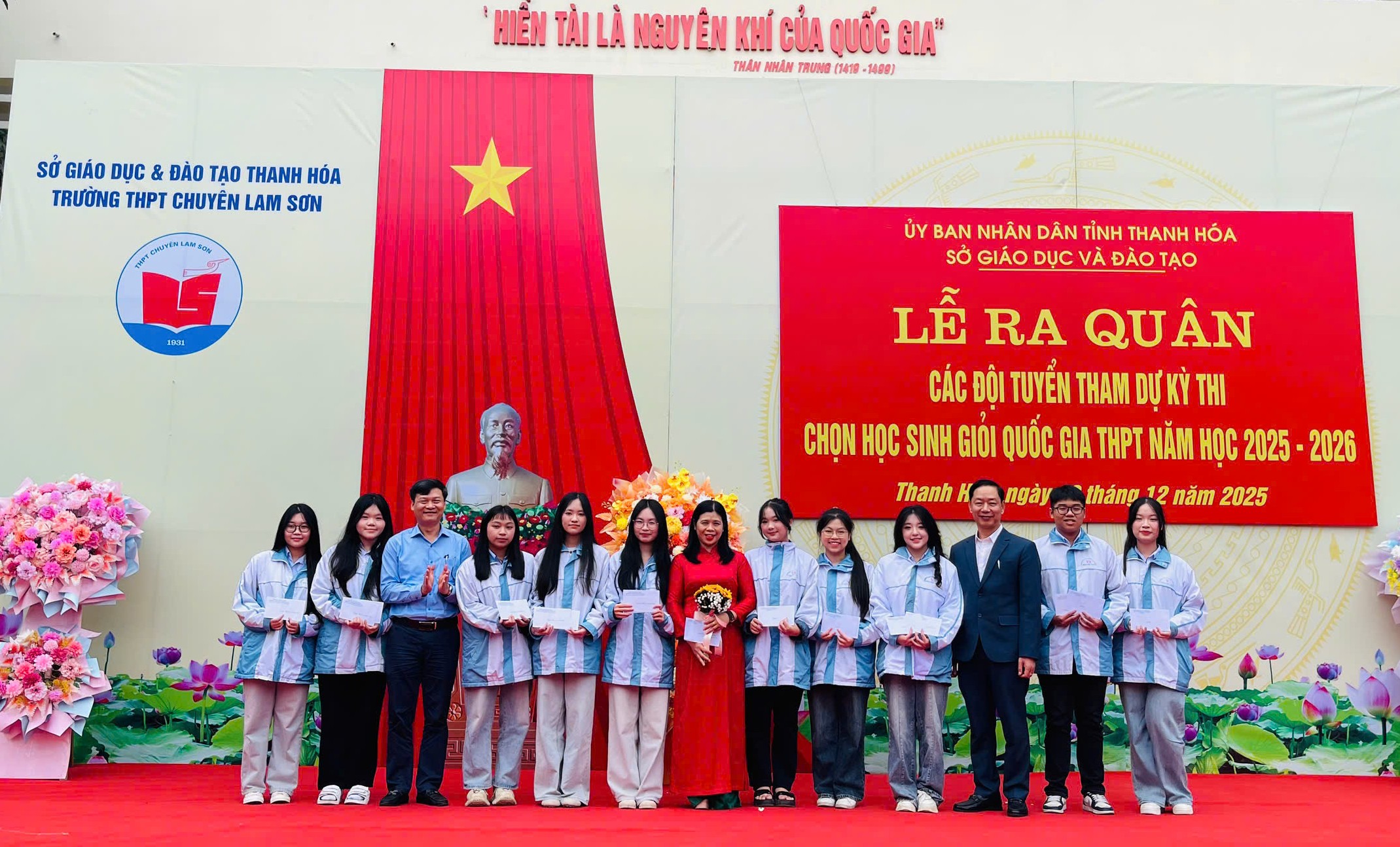 - Ảnh 1. - Ảnh 1.