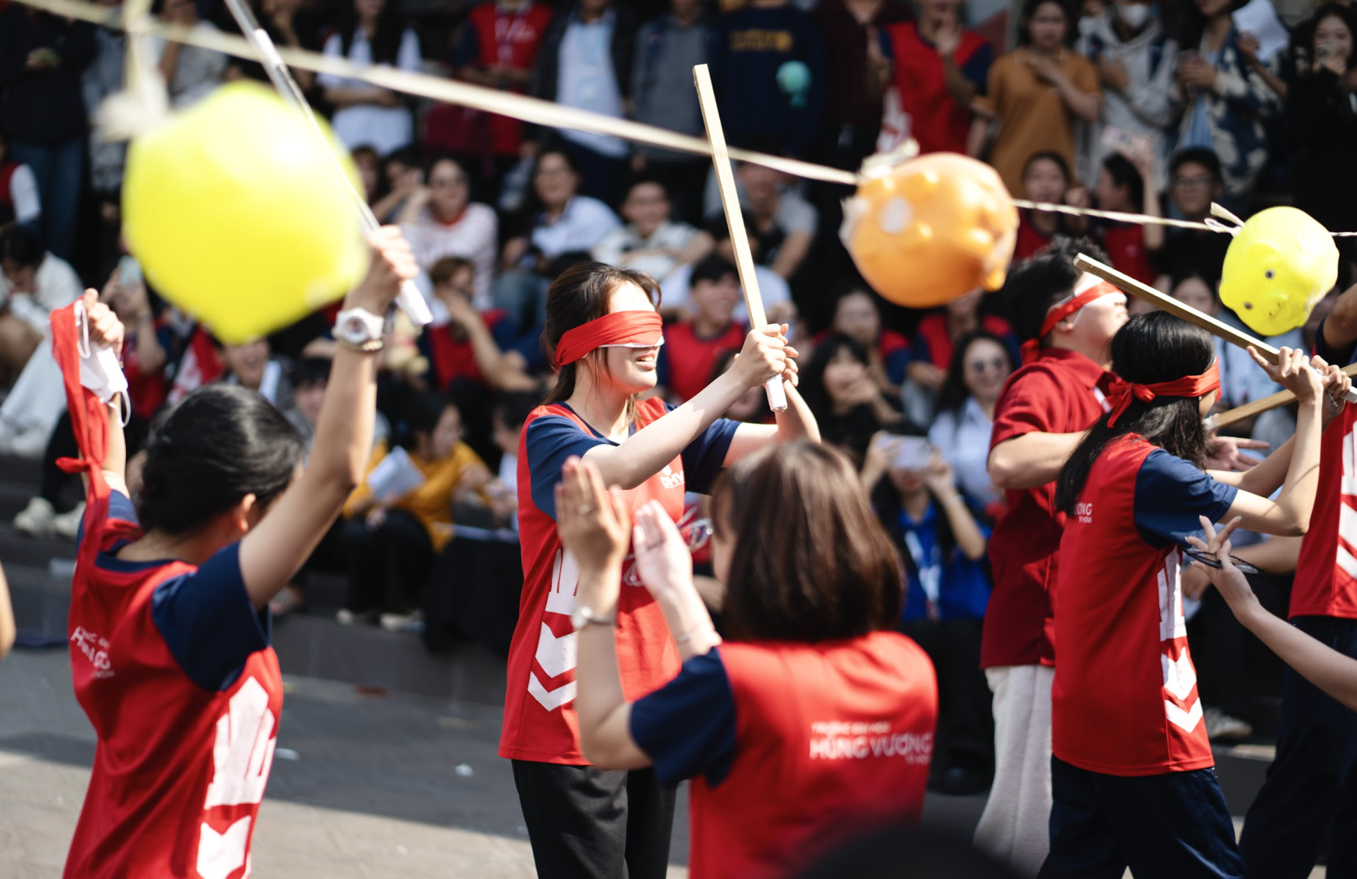 Hội xuân DHV 2026: Trẩy hội làng, vui Tết rộn ràng - Ảnh 1.