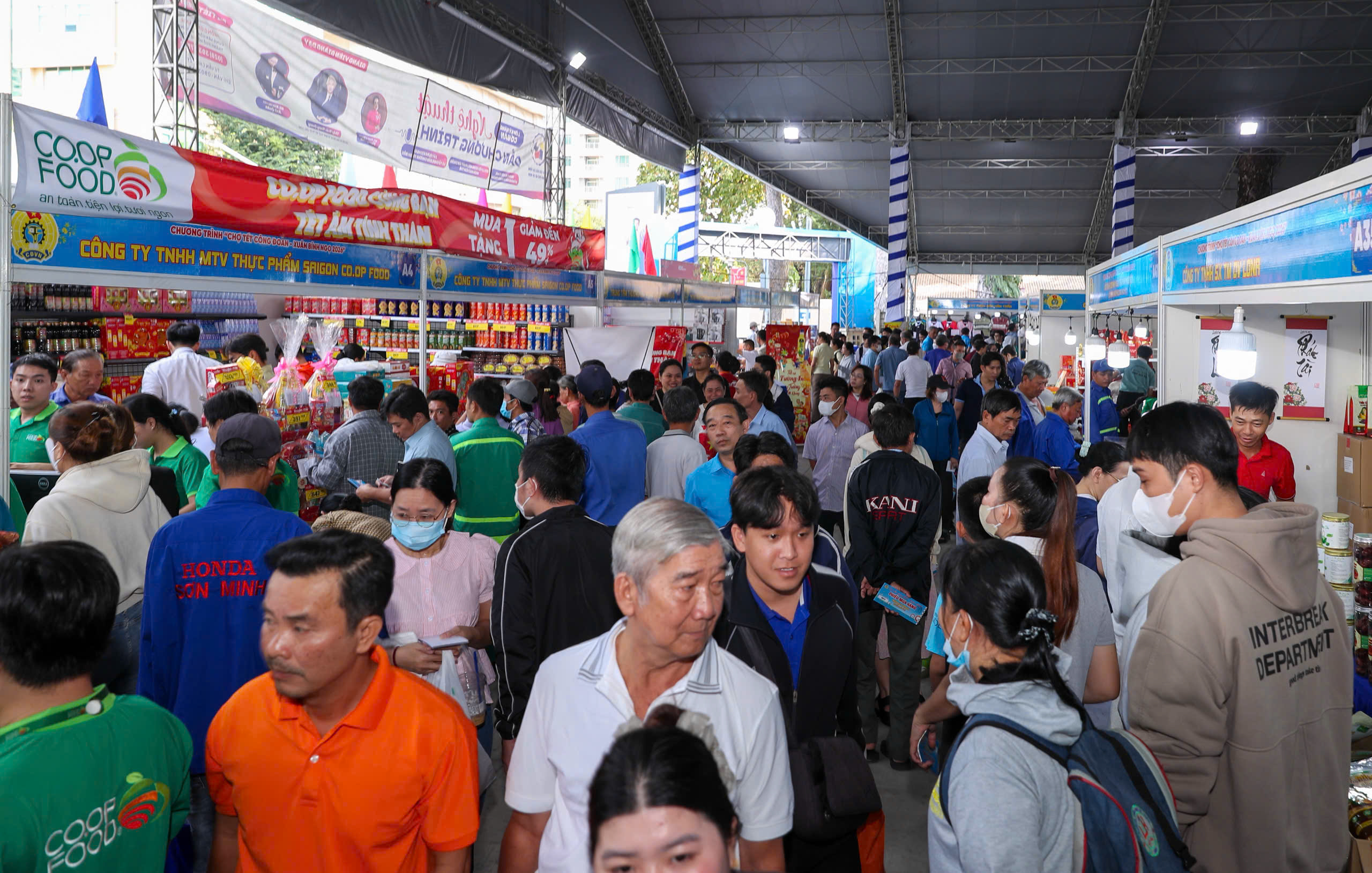 12 triệu lượt đoàn viên, người lao động được Công đoàn chăm lo Tết - Ảnh 19.