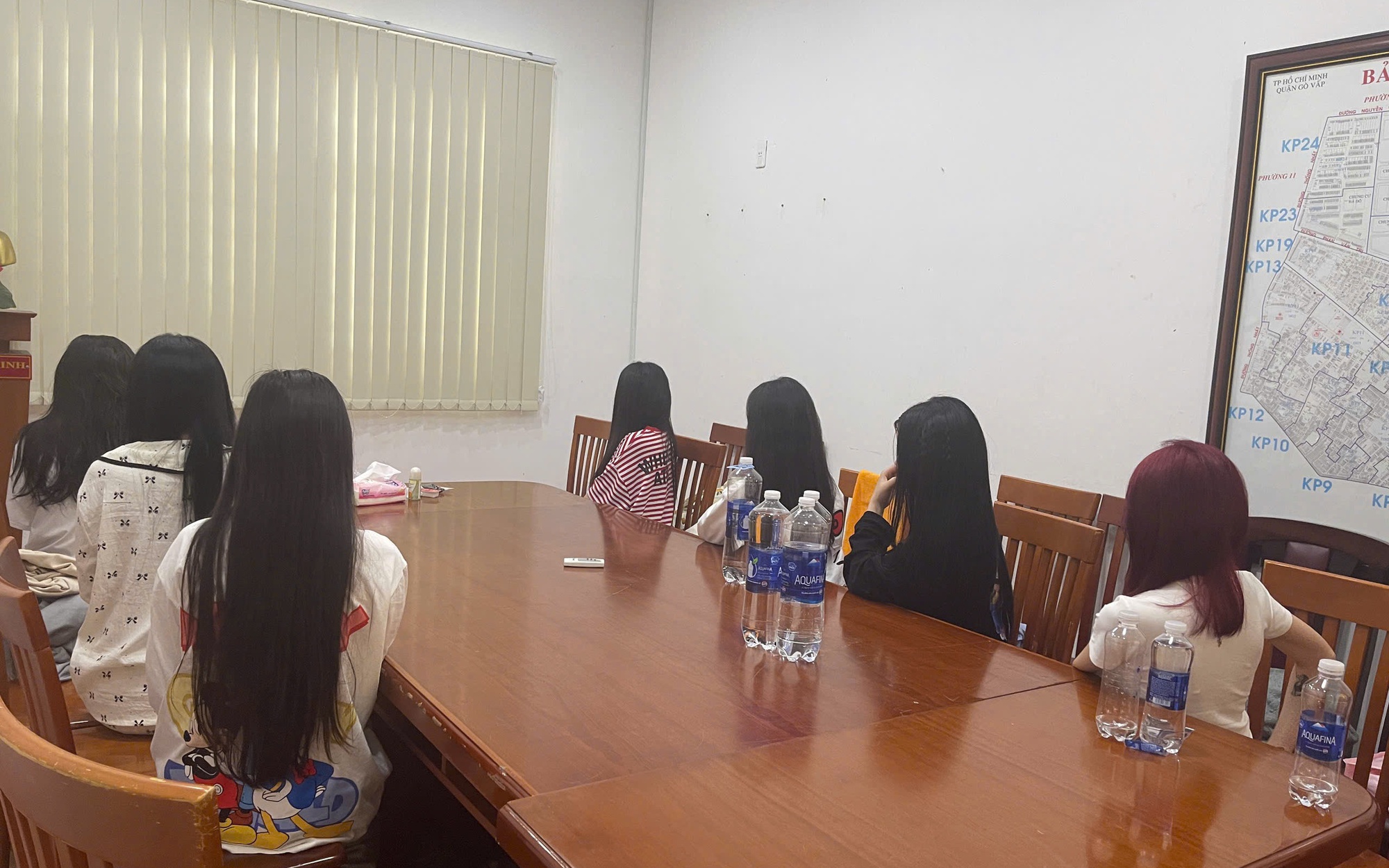 Triệt ph&aacute; đường d&acirc;y mại d&acirc;m &ldquo;khủng&rdquo; với hơn 800 t&agrave;i xế taxi l&agrave;m m&ocirc;i giới - Ảnh 2.