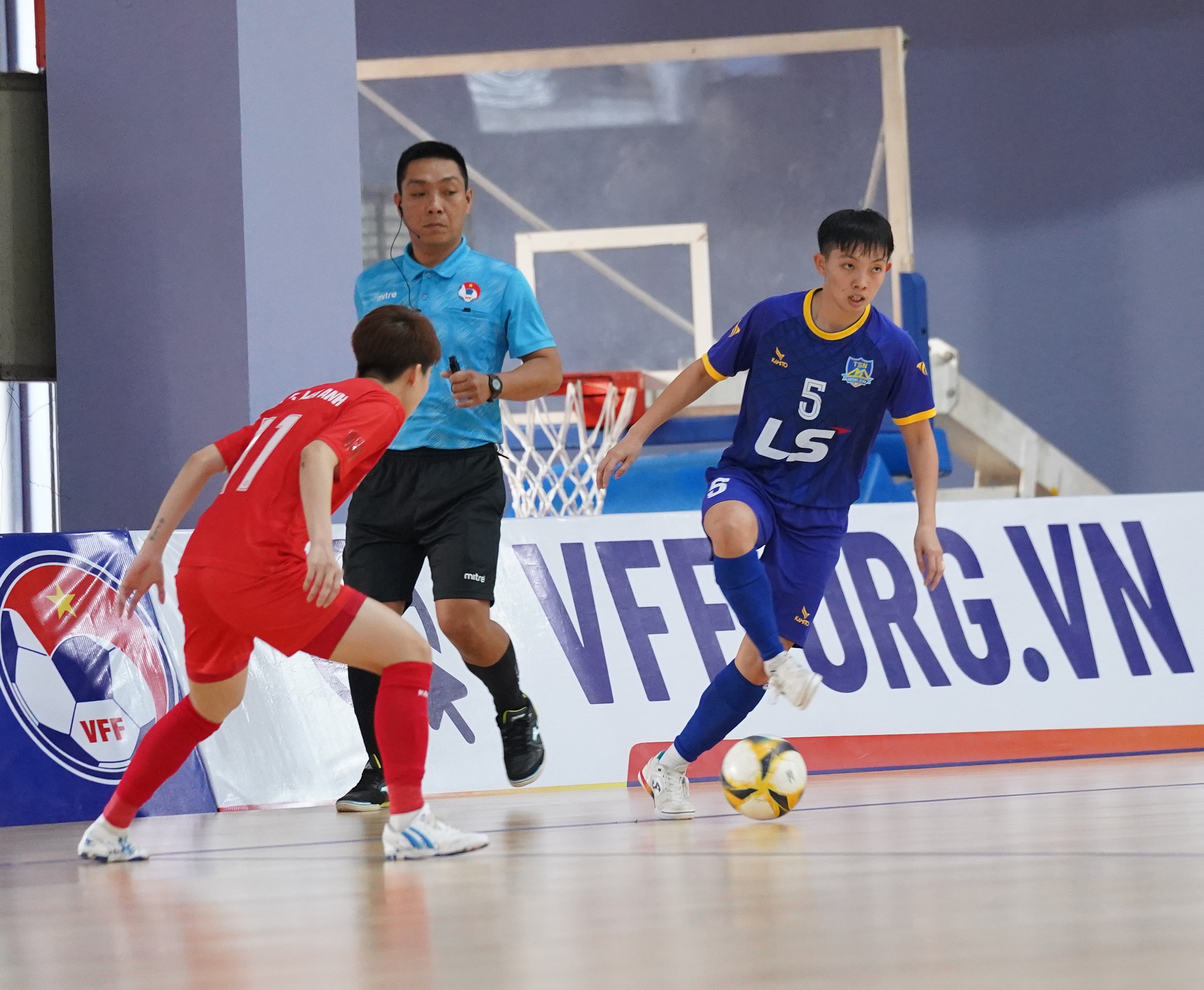 Thùy Trang lập hat-trick kiến tạo, TP HCM duy trì bám đuổi Thái Sơn Nam TP HCM - Ảnh 2.