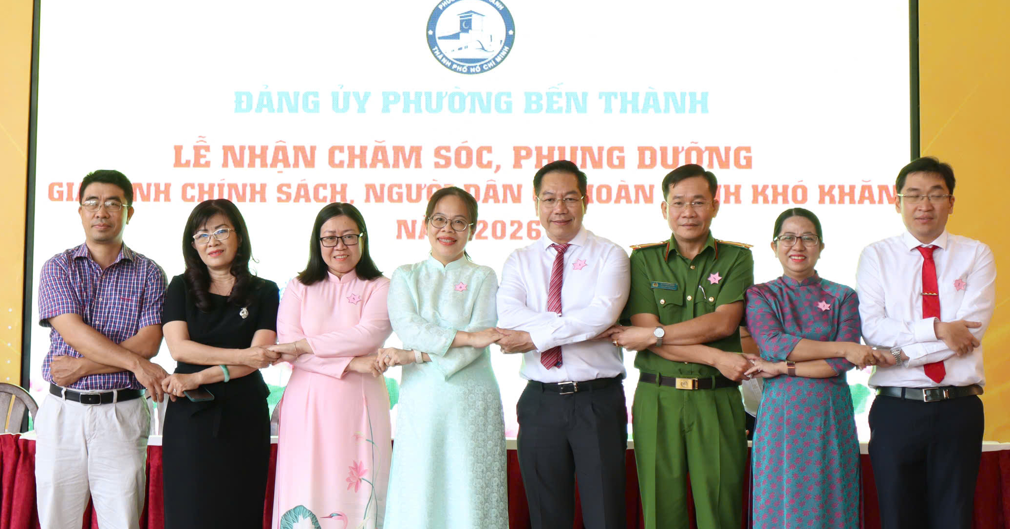 Chủ tịch UBND TPHCM: Mọi việc l&agrave;m phải xuất ph&aacute;t từ nhu cầu người d&acirc;n - Ảnh 5.