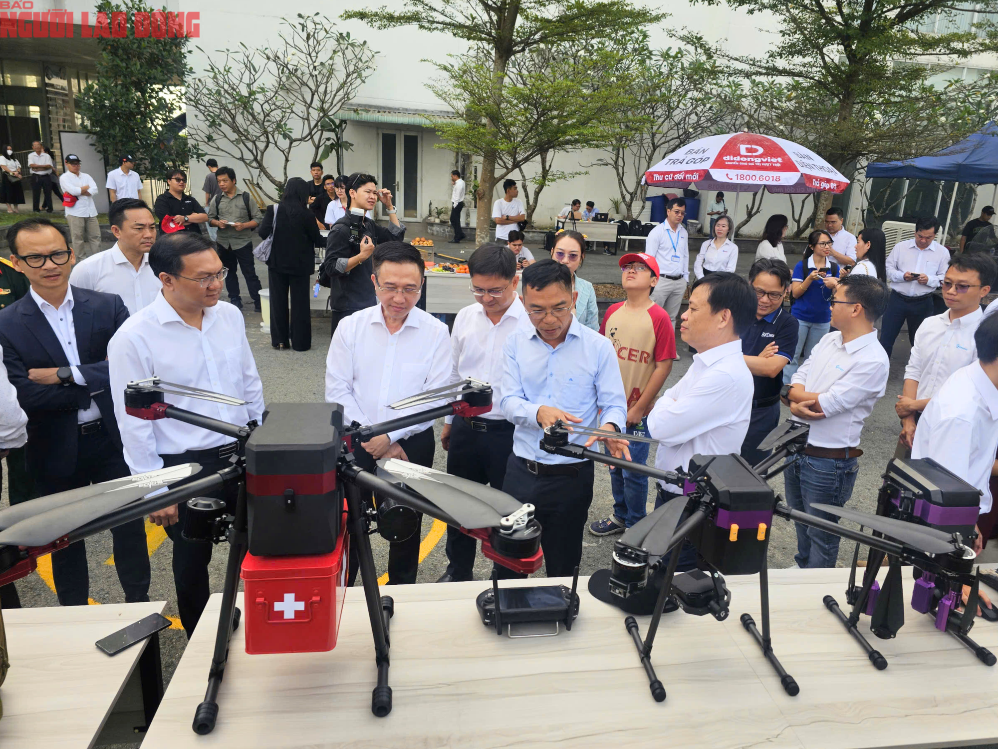 TPHCM thử nghiệm giao hàng bằng UAV: Bước đột phá trong kinh tế công nghệ - Ảnh 1. TPHCM thử nghiệm giao hàng bằng UAV: Bước đột phá trong kinh tế công nghệ - Ảnh 1.