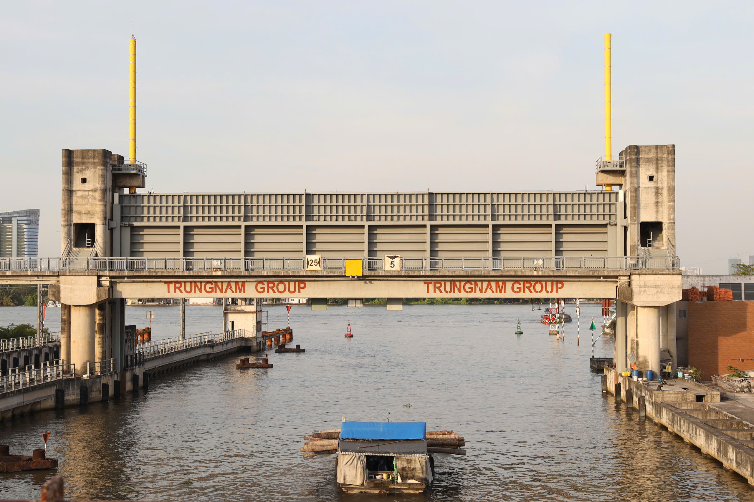 TPHCM: Chờ thành quả 10 năm thi công dự án 10.000 tỉ đồng - Ảnh 3.