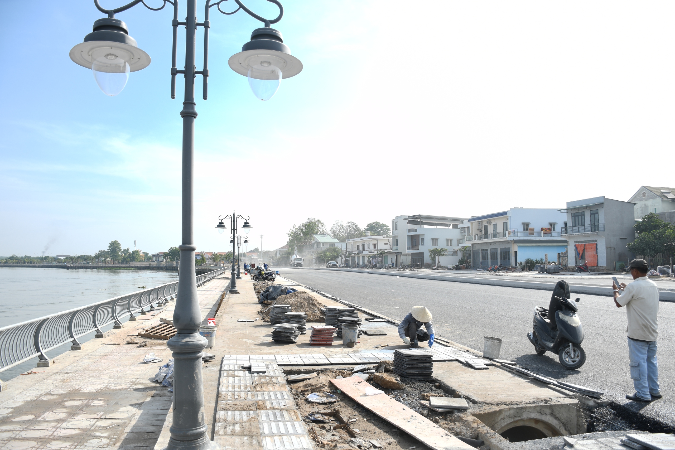 Cận cảnh đường ven s&ocirc;ng Đồng Nai ho&agrave;n thiện trước Tết Nguy&ecirc;n đ&aacute;n 2026 - Ảnh 12.