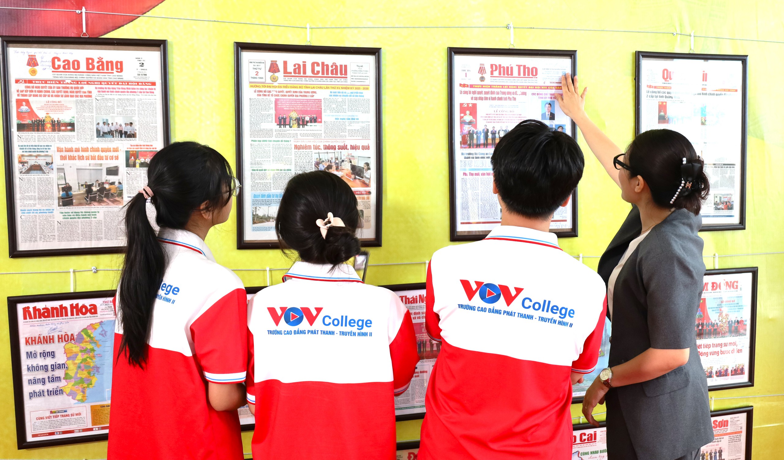 Kh&aacute;m ph&aacute; "Giảng đường mở" d&agrave;nh cho sinh vi&ecirc;n b&aacute;o ch&iacute; - truyền th&ocirc;ng  - Ảnh 2.