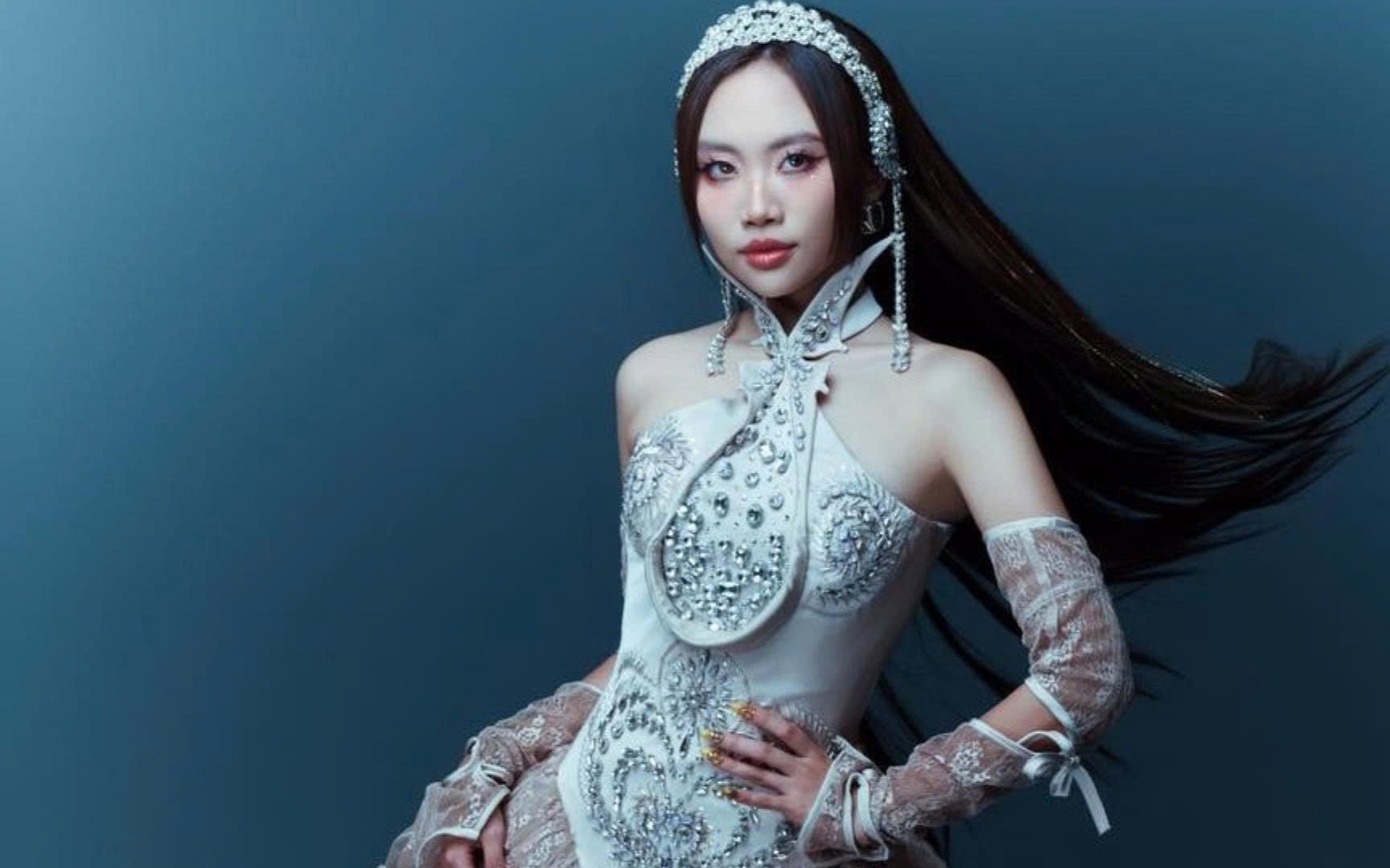 13 năm ca hát của Phương Mỹ Chi - Ảnh 2.