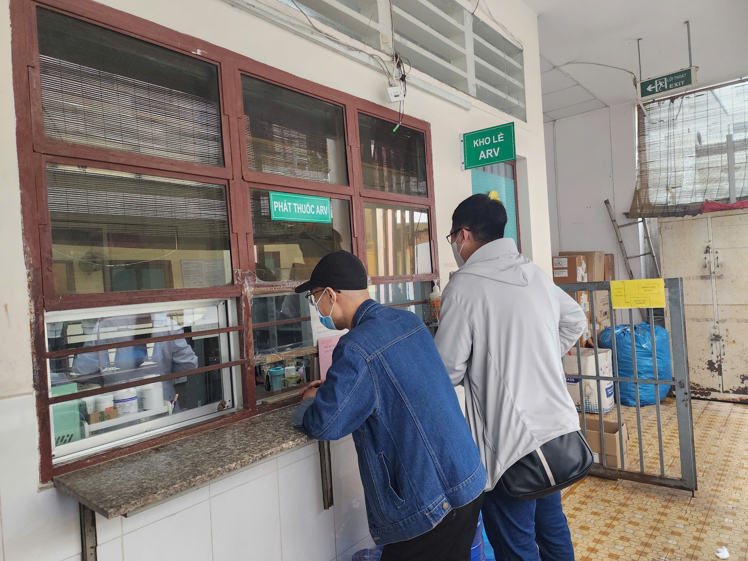 Nhóm tuổi nhiễm HIV tại TPHCM tập trung chủ yếu từ 15 đến 29  - Ảnh 1.