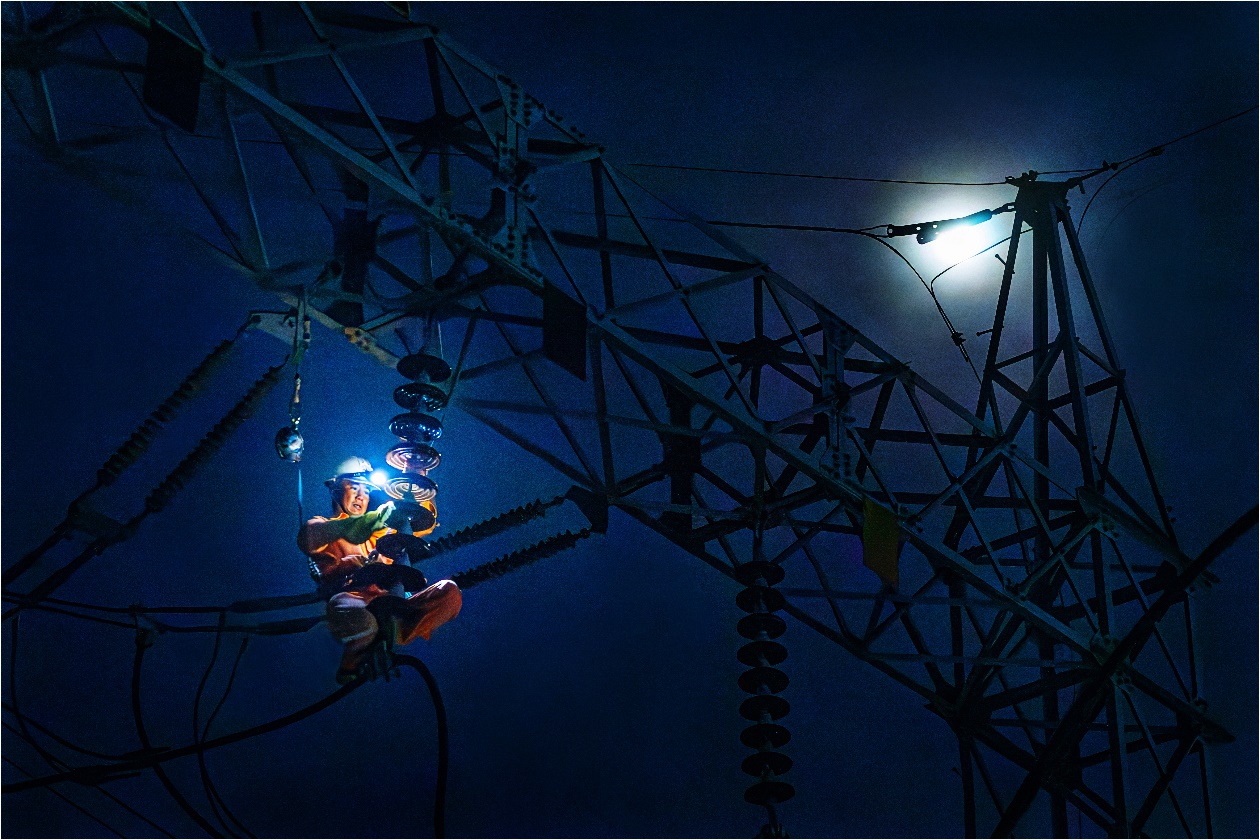 10 dấu ấn nổi bật của EVNSPC trong năm 2025 - Ảnh 8.