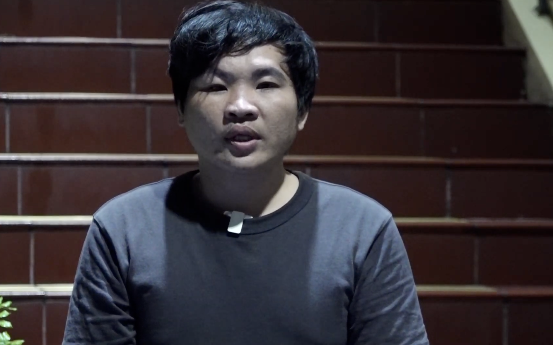 C&ocirc;ng an TPHCM cảnh b&aacute;o n&oacute;ng những người d&aacute;n quảng c&aacute;o thu&ecirc; - Ảnh 3.