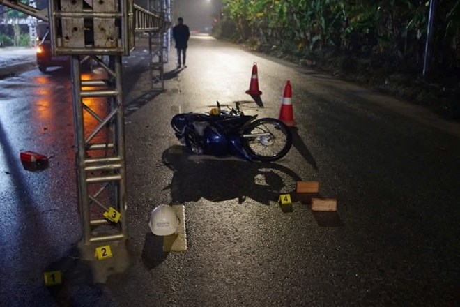 Bị khởi tố vì dựng rạp cưới giữa lòng đường dẫn đến chết người - Ảnh 2.