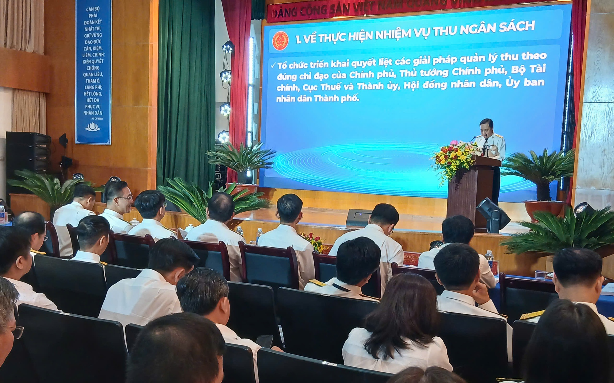 Kh&aacute;m xuất cảnh đầu năm: Người d&acirc;n cần chuẩn bị g&igrave;? - Ảnh 3.