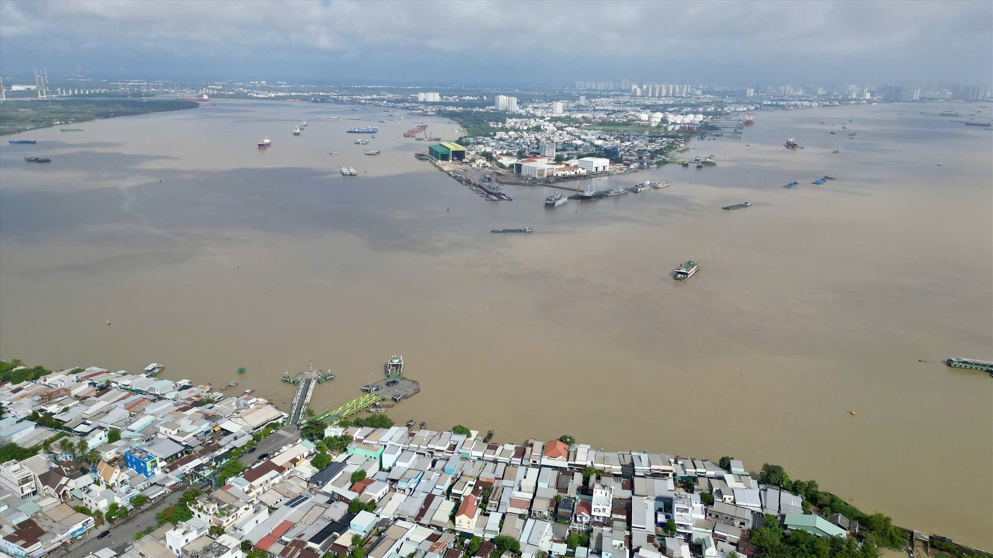 TPHCM thống nhất chủ trương l&agrave;m đường vượt biển Cần Giờ - Ảnh 5.