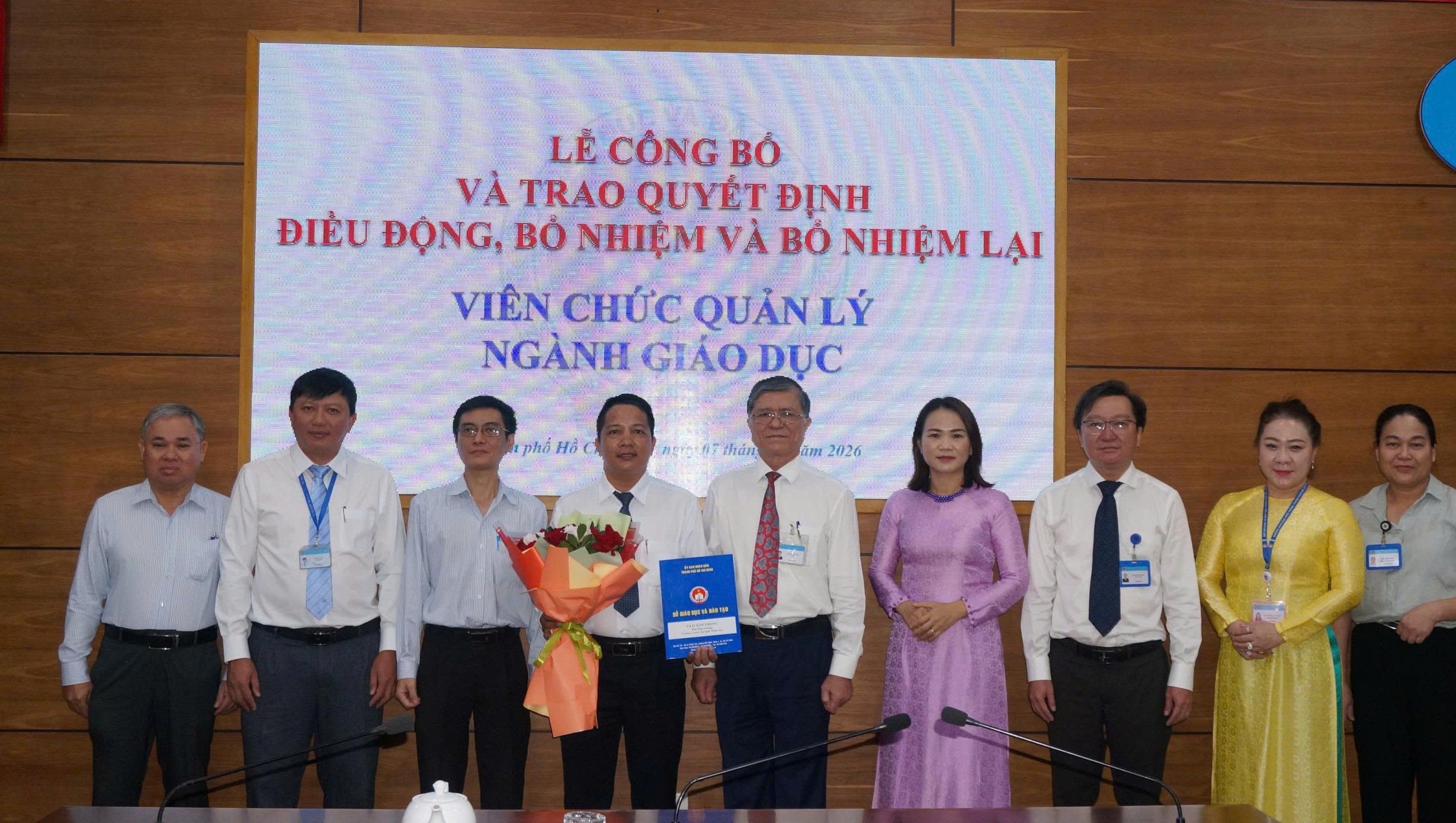 Sở GD-ĐT TPHCM điều động, bổ nhiệm nhiều cán bộ quản lý giáo dục ở ba khu vực  - Ảnh 2.
