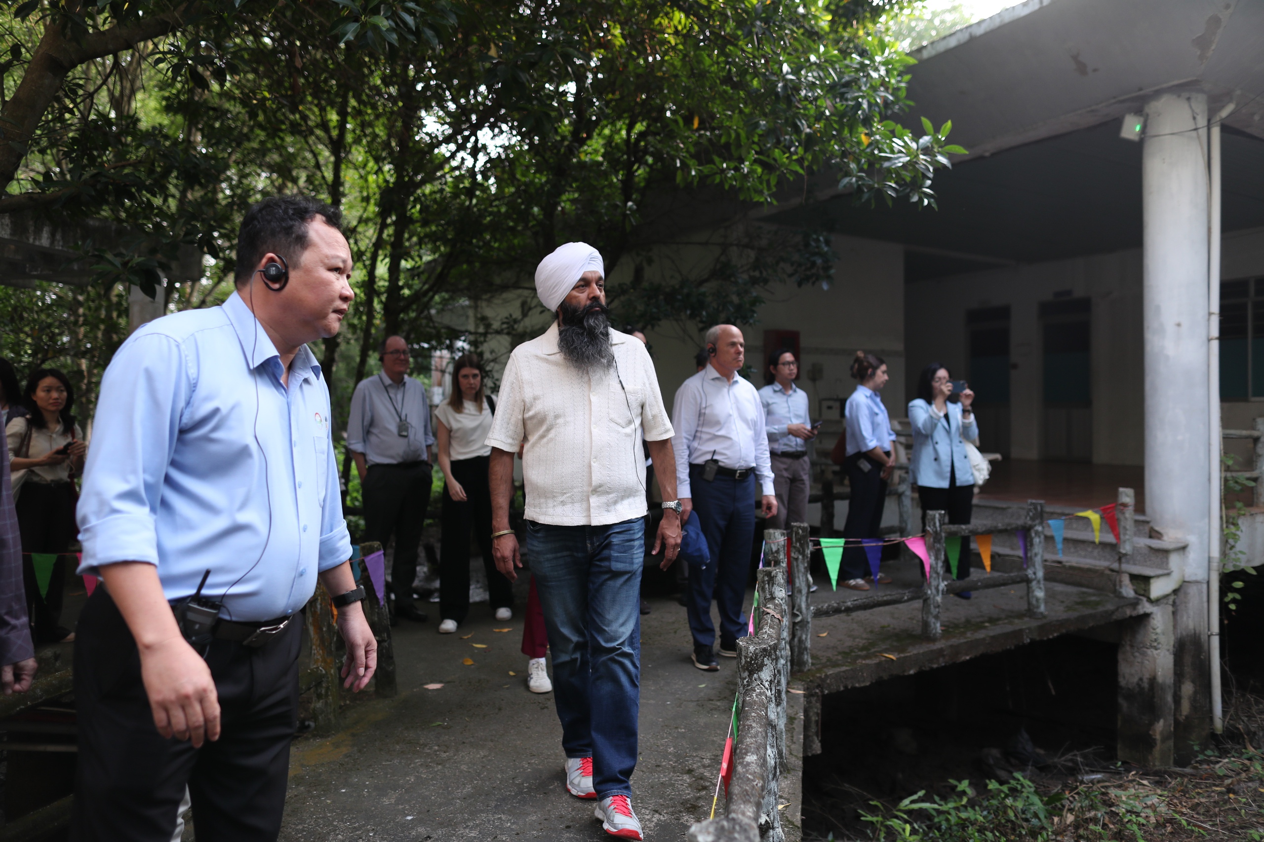 VIDEO: Bộ trưởng Phát triển quốc tế Canada thăm khu dự trữ sinh quyển rừng ngập mặn Cần Giờ - Ảnh 2.