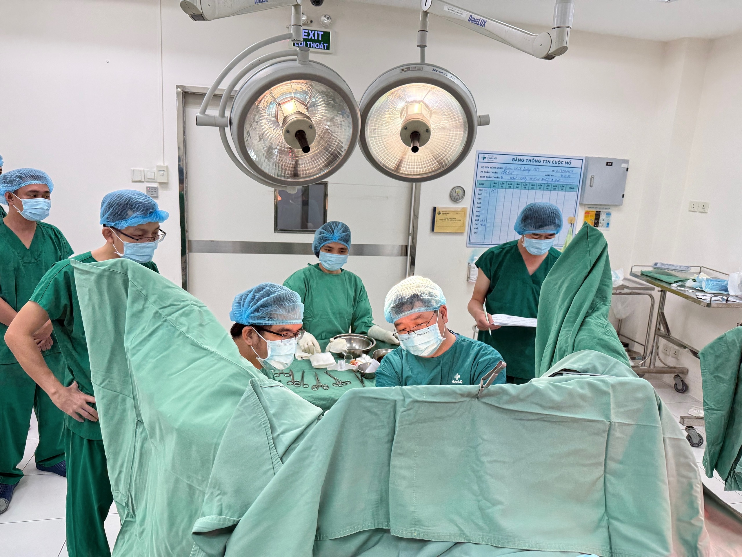 Bệnh nhân 35 tuổi mắc bệnh trĩ độ III, bác sĩ đưa ra khuyến cáo nóng - Ảnh 1.