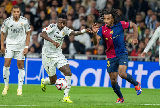 N&oacute;ng bỏng Si&ecirc;u c&uacute;p T&acirc;y Ban Nha - Ảnh 1.