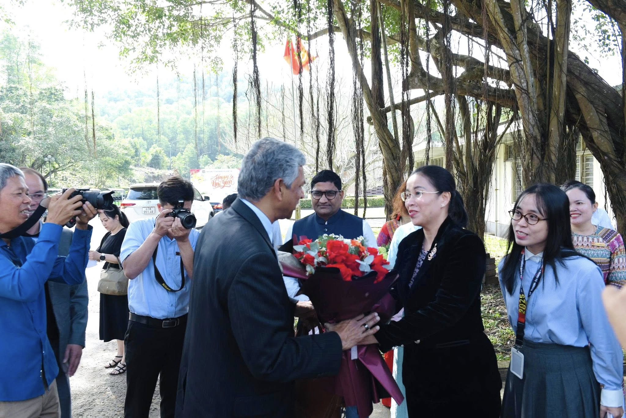 Ấn Độ sẵn sàng đồng hành cùng Việt Nam bảo tồn Mỹ Sơn - Ảnh 1.