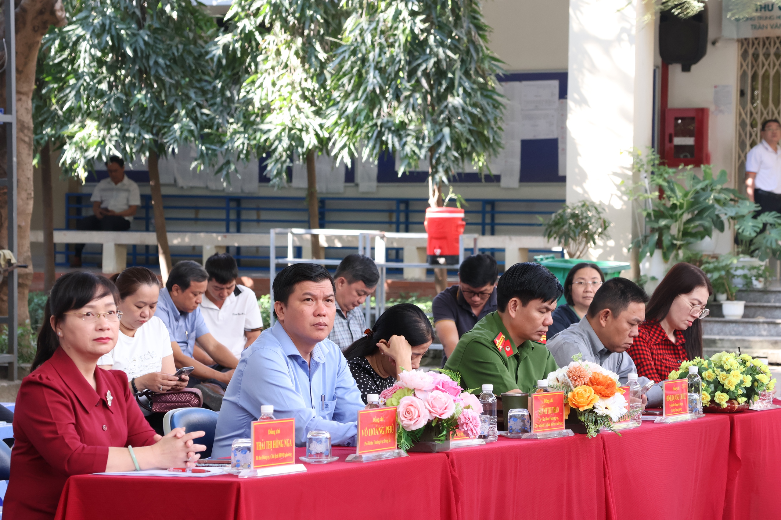 &ldquo;Tr&aacute;nh h&igrave;nh thức, l&agrave;m thực chất&rdquo;: Phường B&igrave;nh Lợi Trung n&acirc;ng chất Quy định 213 - Ảnh 1.