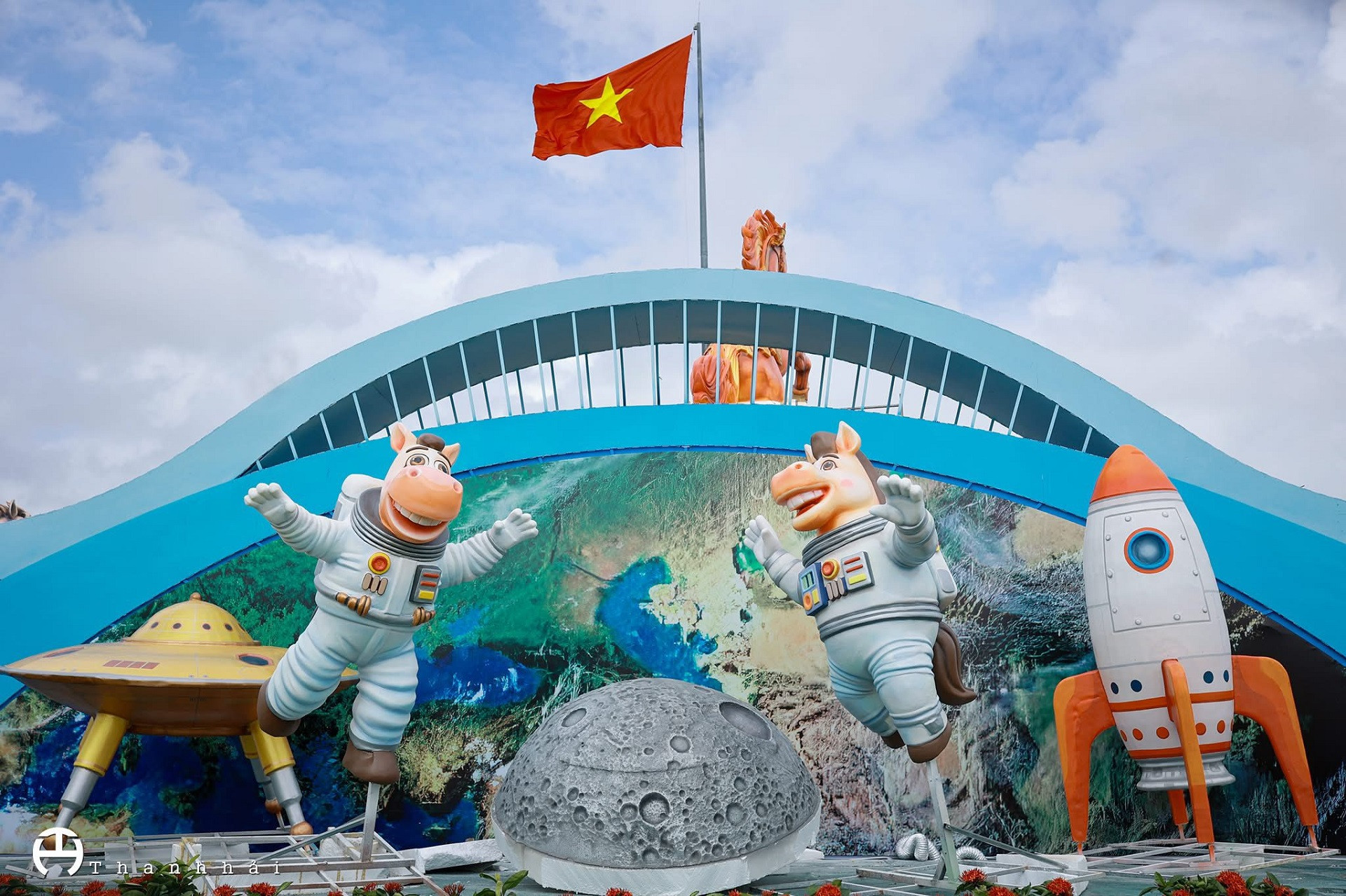 Linh vật ngựa Tết B&iacute;nh Ngọ 2026 g&acirc;y sốt với phong c&aacute;ch độc đ&aacute;o v&agrave; s&aacute;ng tạo - Ảnh 12.