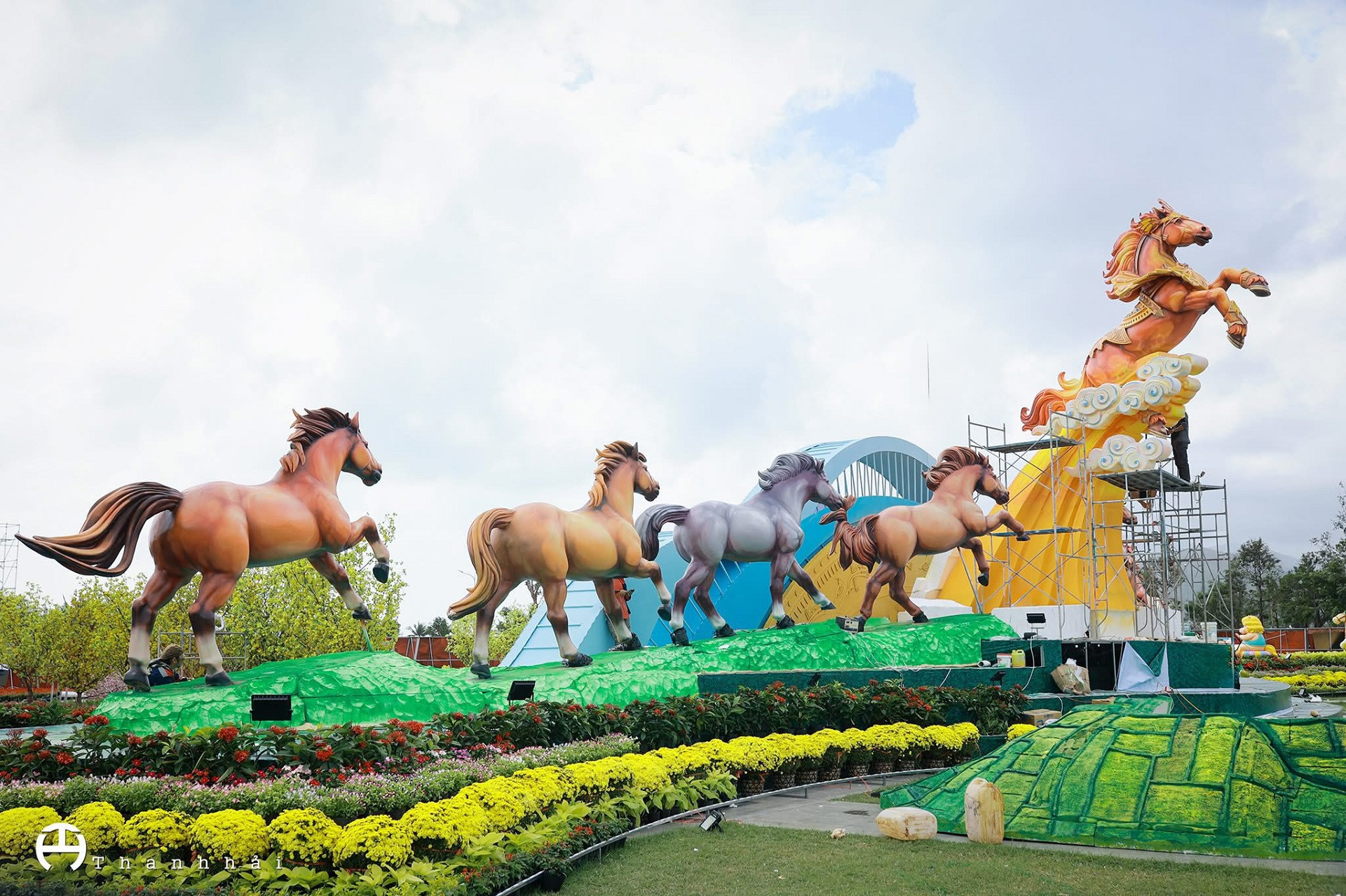 Linh vật ngựa Tết B&iacute;nh Ngọ 2026 g&acirc;y sốt với phong c&aacute;ch độc đ&aacute;o v&agrave; s&aacute;ng tạo - Ảnh 10.