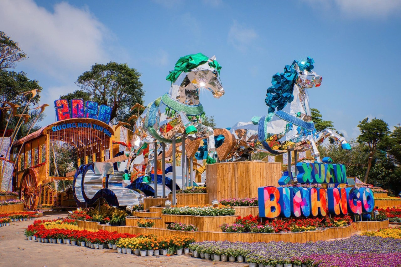 Linh vật ngựa Tết B&iacute;nh Ngọ 2026 g&acirc;y sốt với phong c&aacute;ch độc đ&aacute;o v&agrave; s&aacute;ng tạo - Ảnh 15.