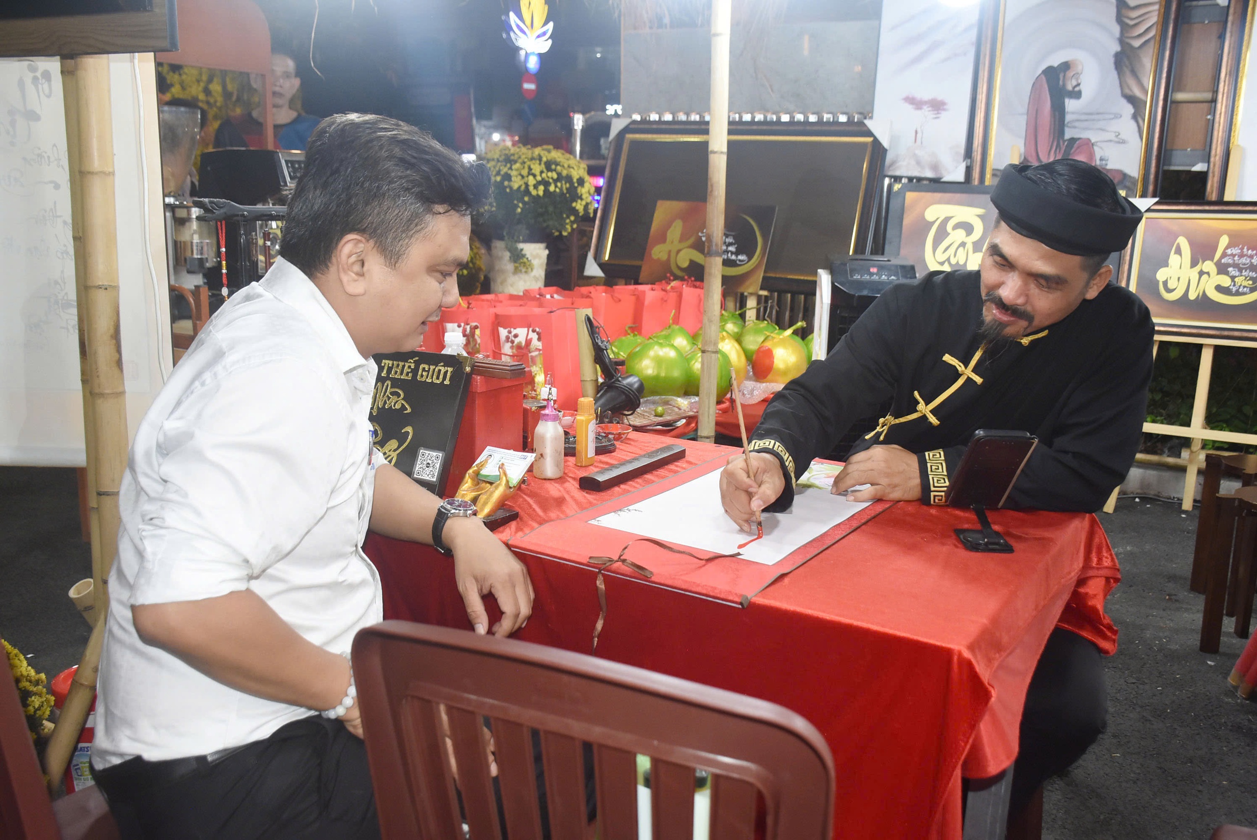 Th&ecirc;m một kh&ocirc;ng gian để người d&acirc;n du xu&acirc;n, thỏa th&iacute;ch chụp h&igrave;nh ngay trung t&acirc;m TPHCM - Ảnh 4.