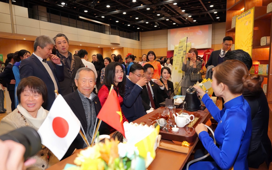 B&iacute; thư Th&agrave;nh ủy TPHCM d&ugrave;ng AI để viết b&agrave;i ph&aacute;t biểu ch&uacute;c Tết tại buổi họp mặt mừng đảng, mừng xu&acirc;n - Ảnh 4.