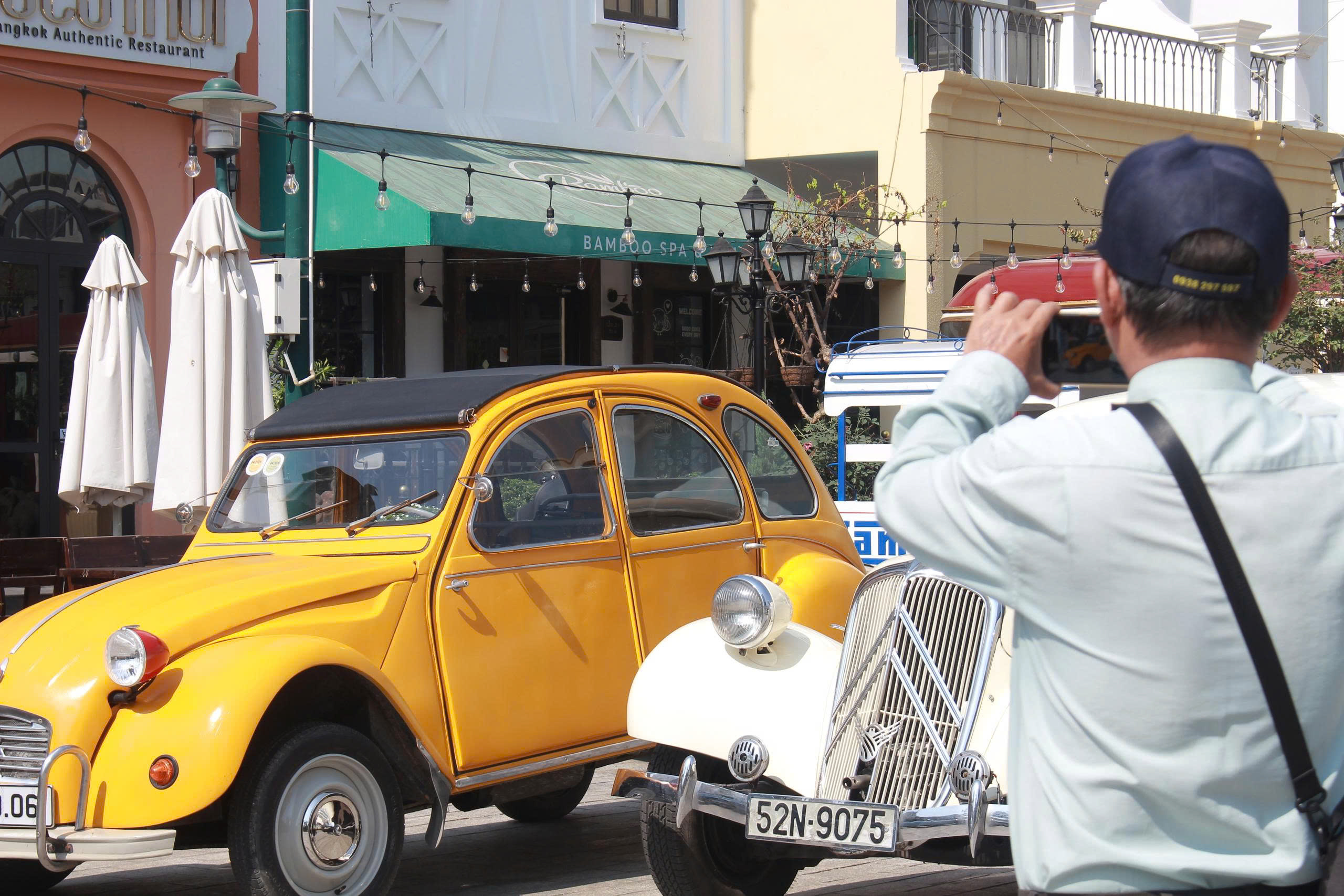 Trưng bày xe cổ miễn phí hút khách tham quan dịp Tết ở TP HCM   - Ảnh 7.