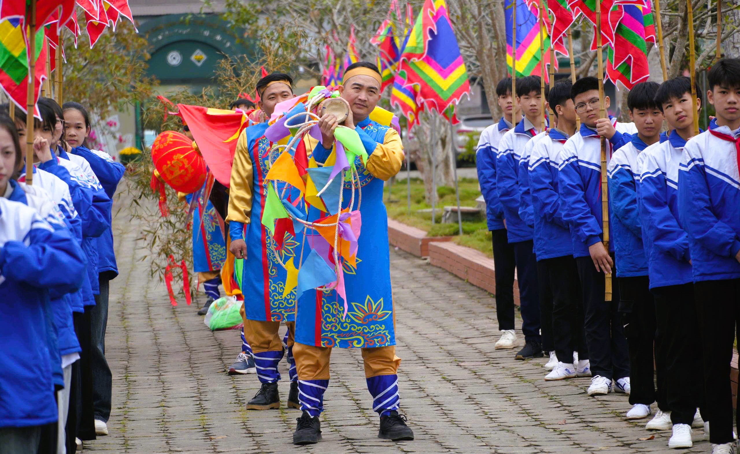 Lễ thượng n&ecirc;u ở di sản thế giới hơn 600 năm ở Thanh H&oacute;a - Ảnh 4.