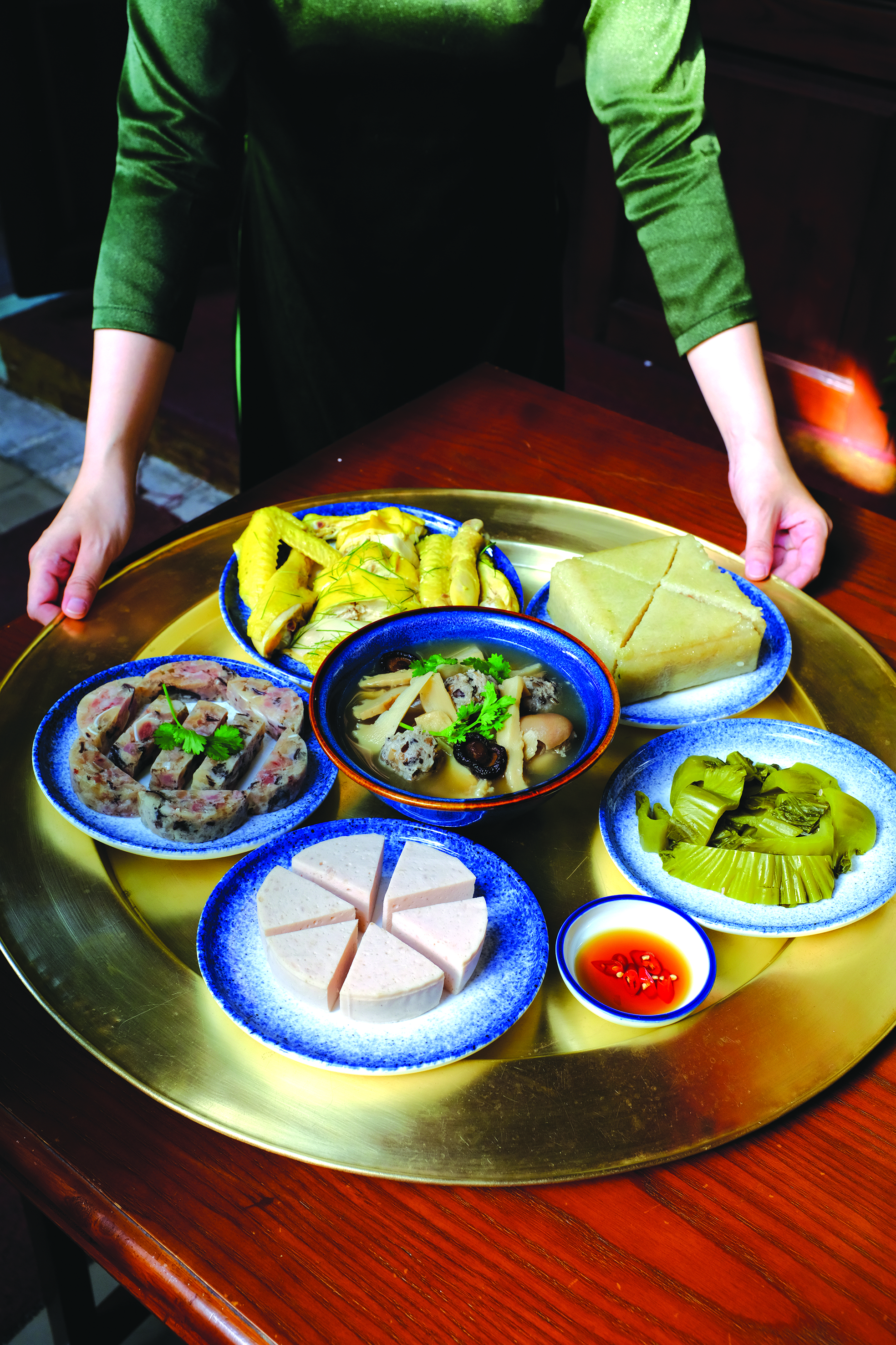 cỗ xuân 3 miền - Ảnh 1.