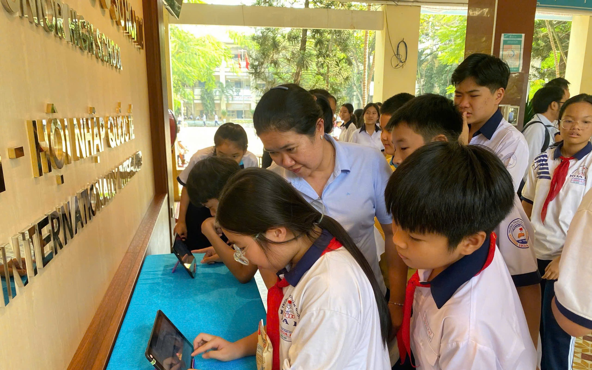 TPHCM r&agrave; so&aacute;t năng lực tiếng Anh của gi&aacute;o vi&ecirc;n to&agrave;n th&agrave;nh phố  - Ảnh 2.