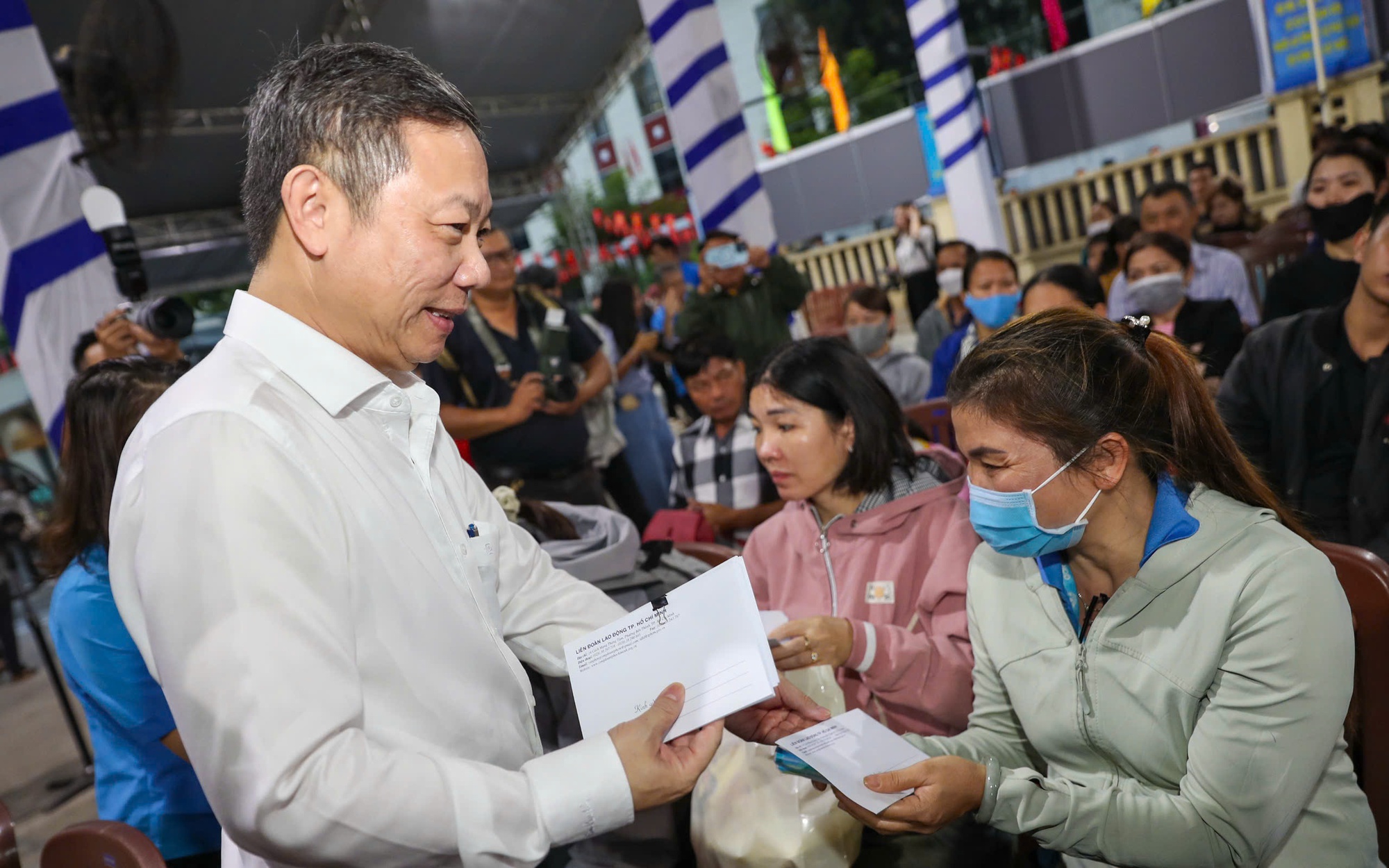 Đón Xuân rộn ràng, ấm áp - Ảnh 3.