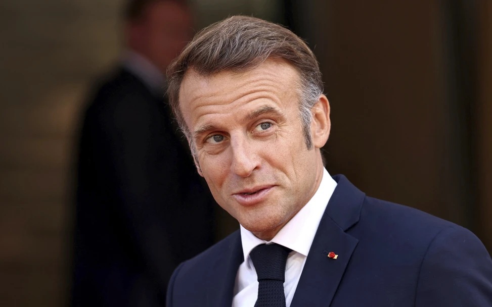 Ukraine tung đ&ograve;n tầm xa, kh&ocirc;ng k&iacute;ch h&agrave;ng loạt kho vũ kh&iacute; Nga - Ảnh 2.