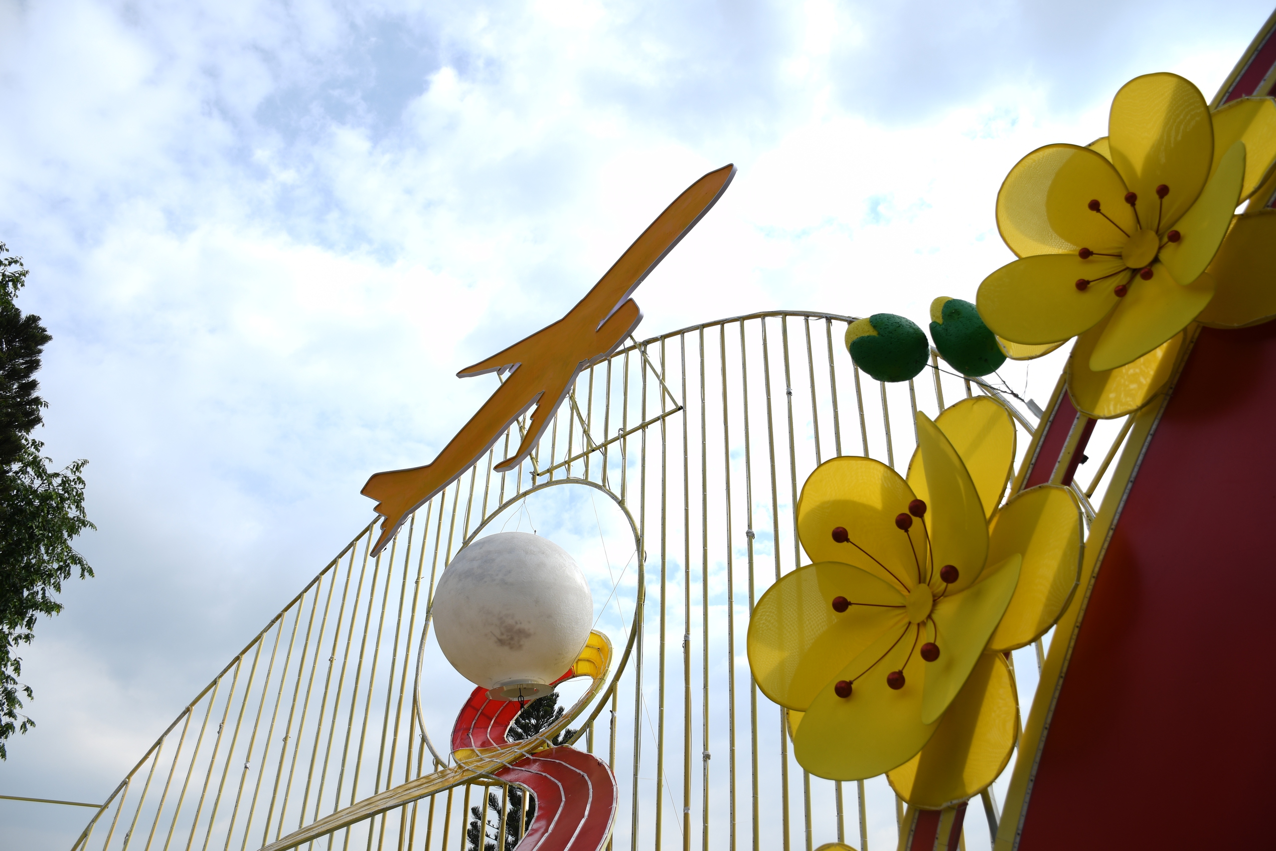 Linh vật ngựa mã đáo thành công đón Xuân 2026 ven sông Đồng Nai - Ảnh 12.